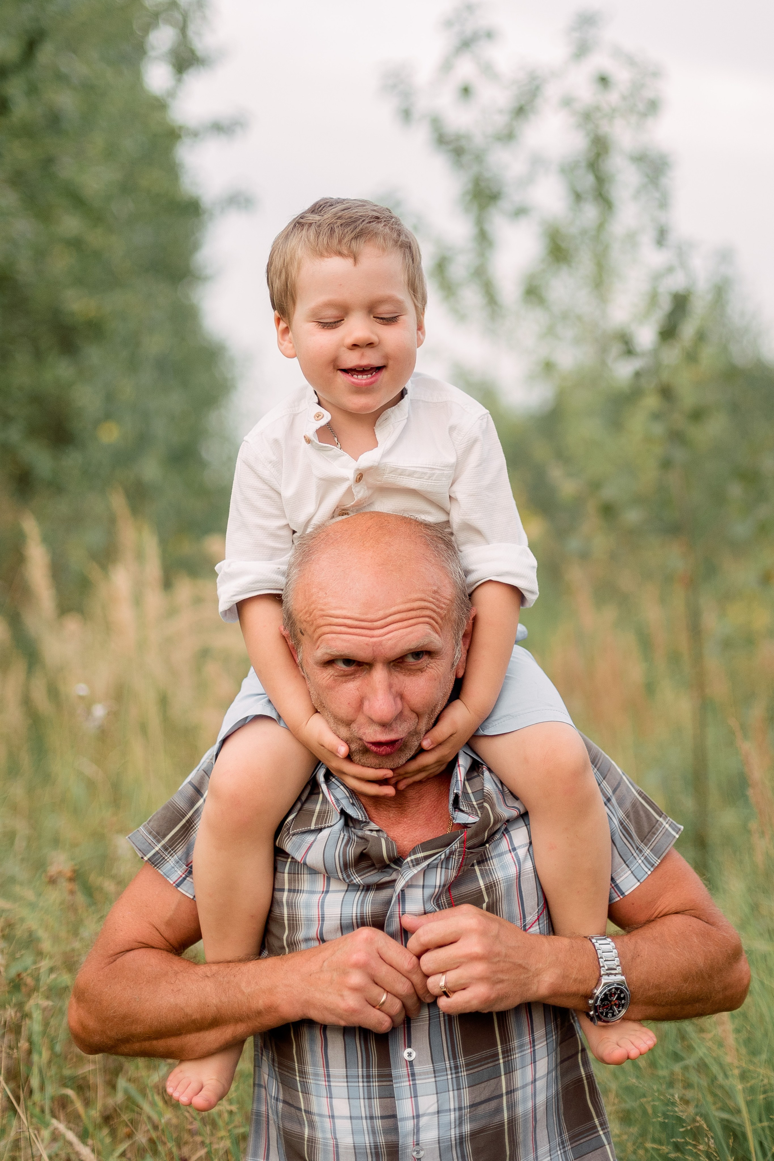 В поле. Фотограф Юлия Попова