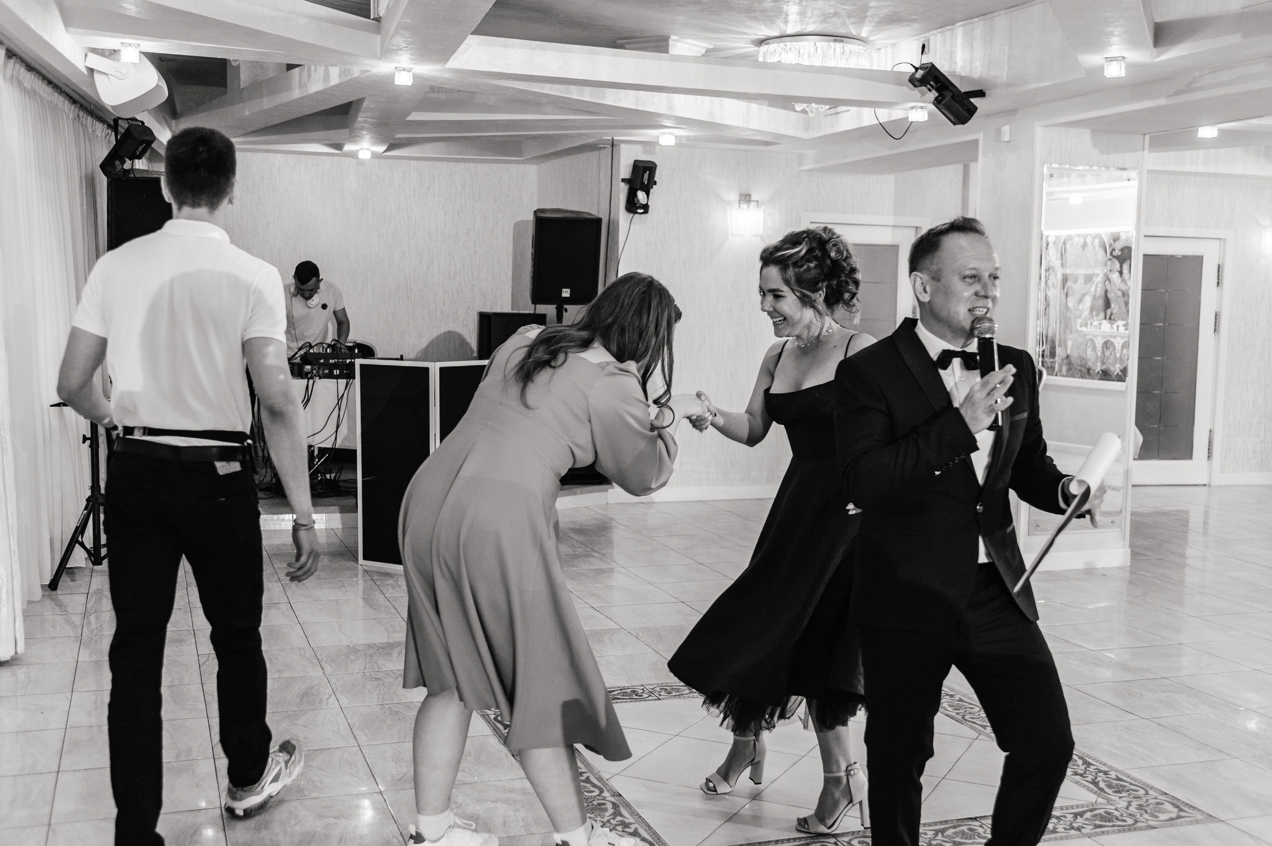 Выпускной 2024. Дмитрий Черяник свадебный и семейный фотограф