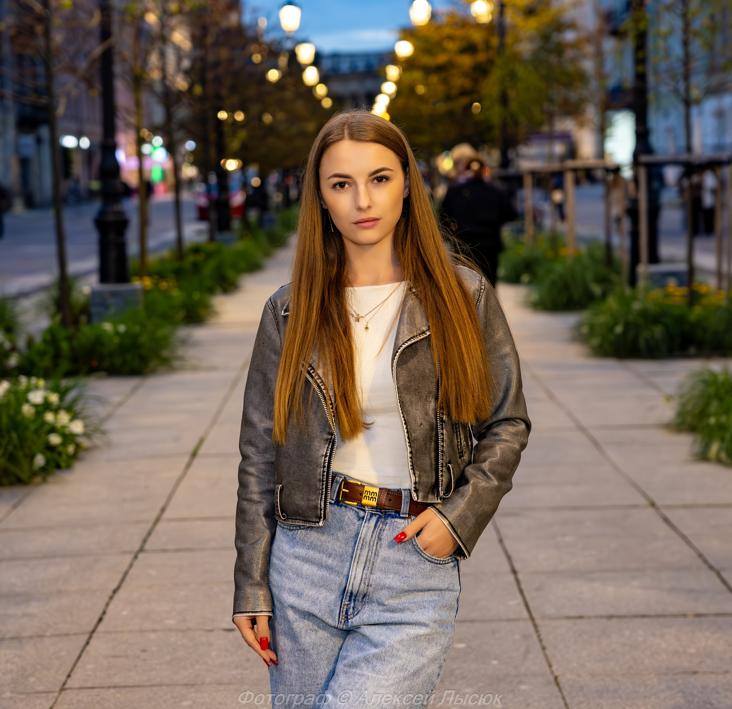 Прогулочная фотосессия с Надеждой. Фотограф Лысюк Алексей