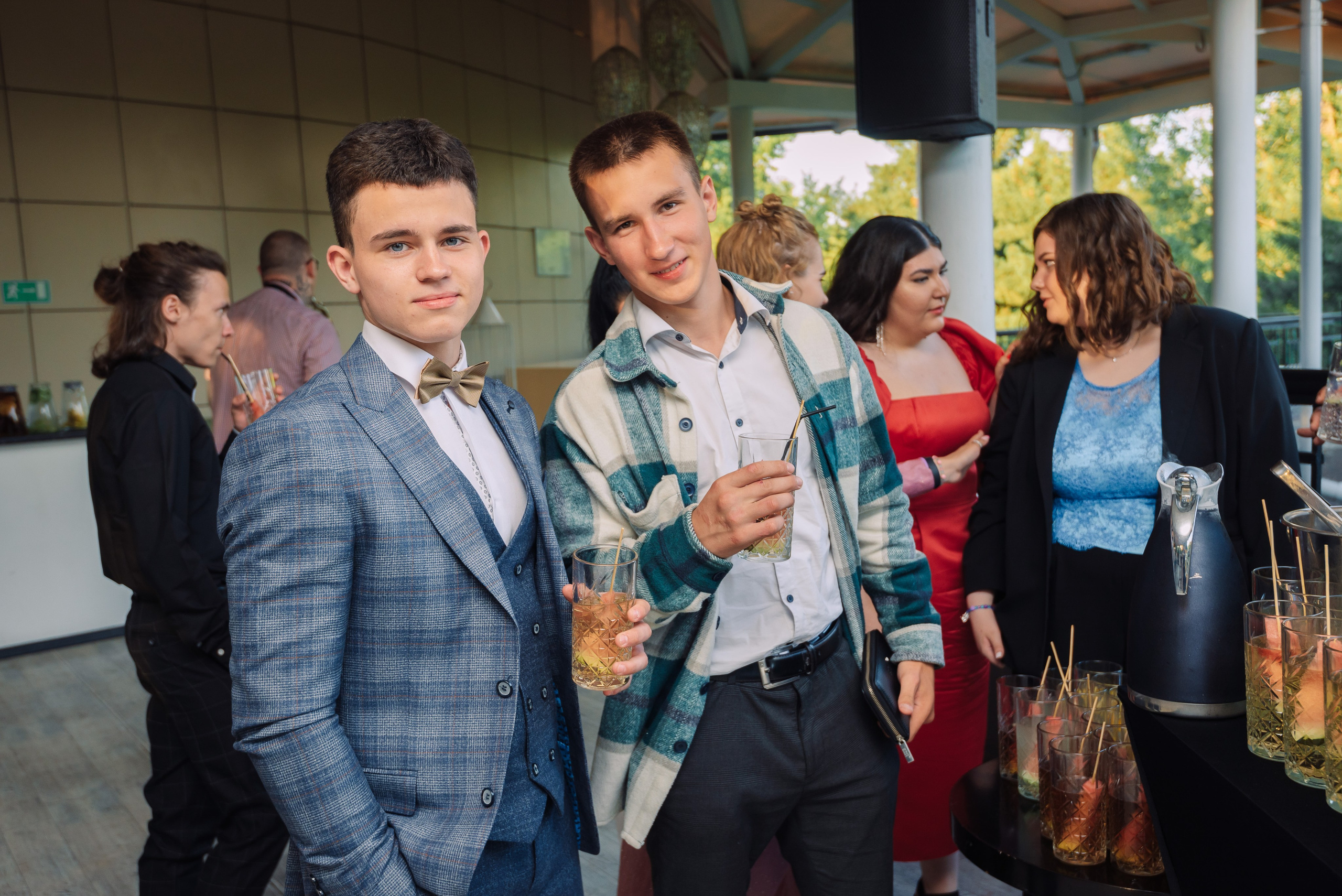 Выпускной 9-11классы. Выпускные книги Анапа Новороссийск Краснодар