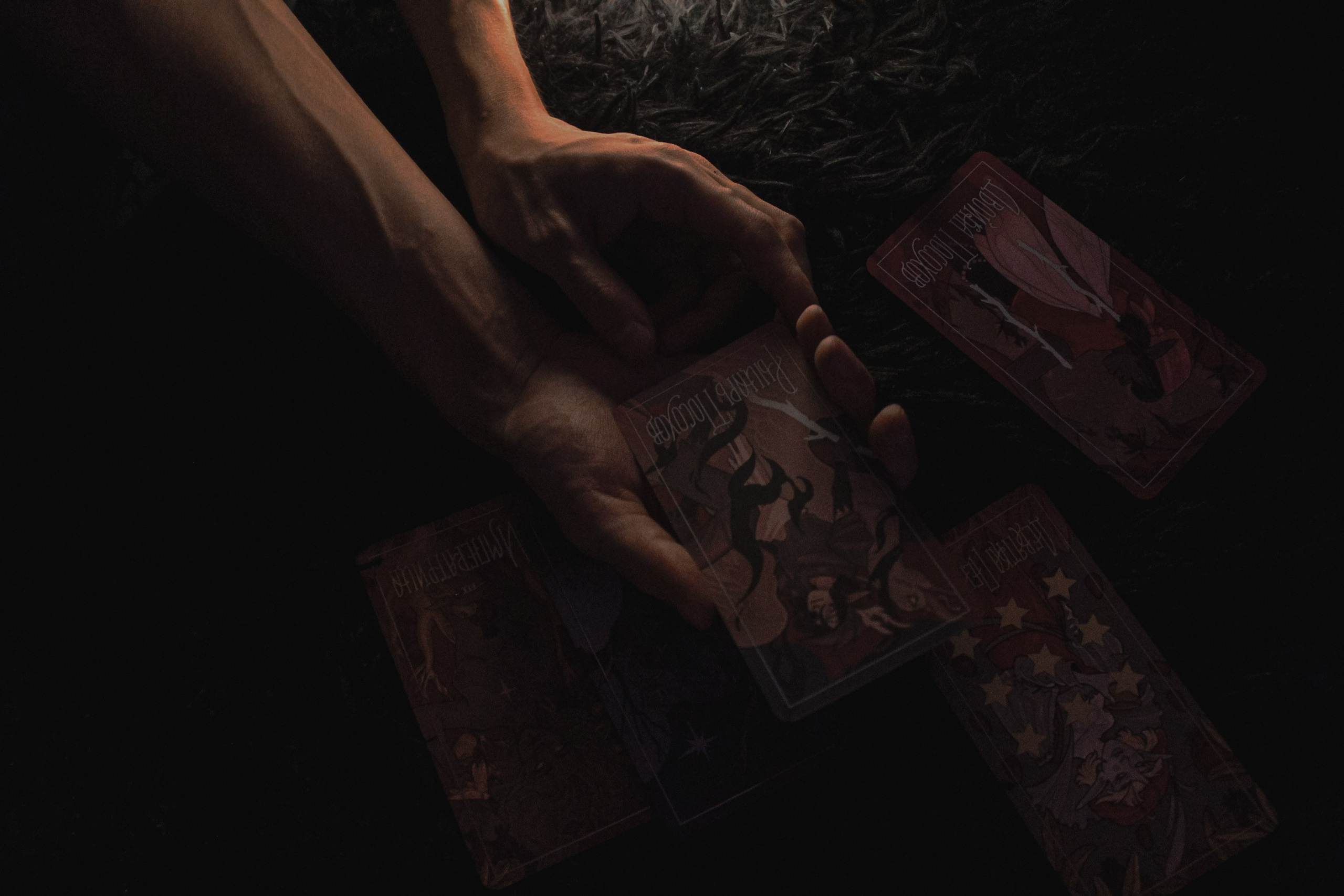 В помещении. Фотограф Москва, портрет, стрит, репортаж. Художественная фотосессия