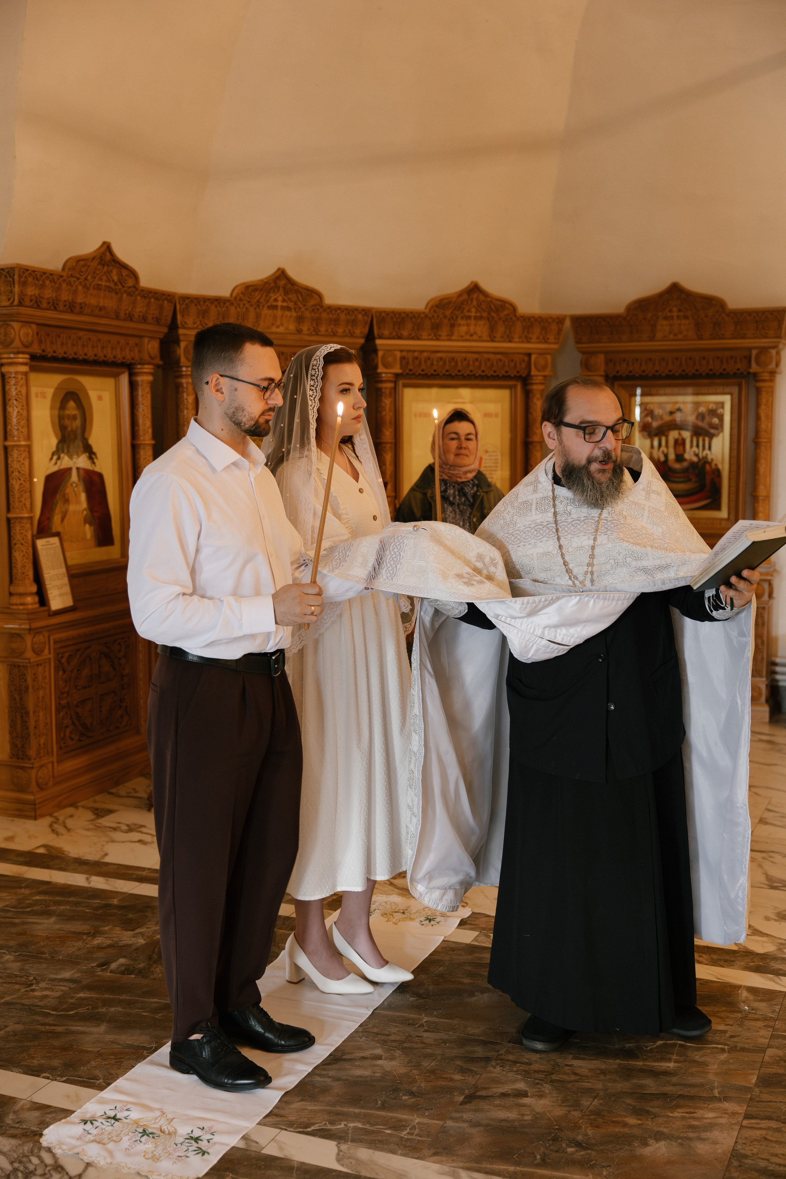 Таинство венчания Сергея и Дарьи. Фотограф Сотникова Вероника
