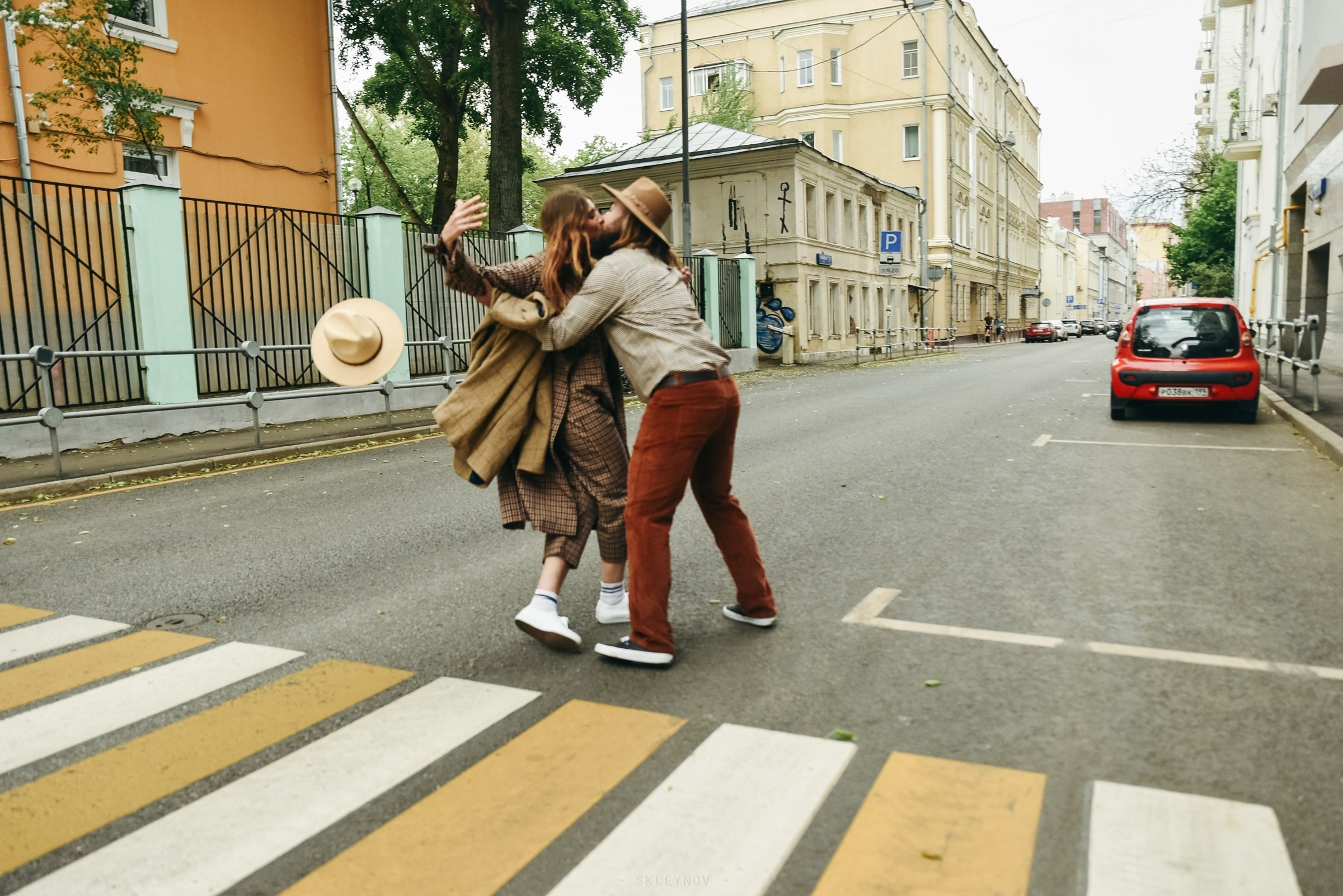 Love-story в городе. Свадебный и travel фотограф в Волгограде, Сочи, Домбае, Европе