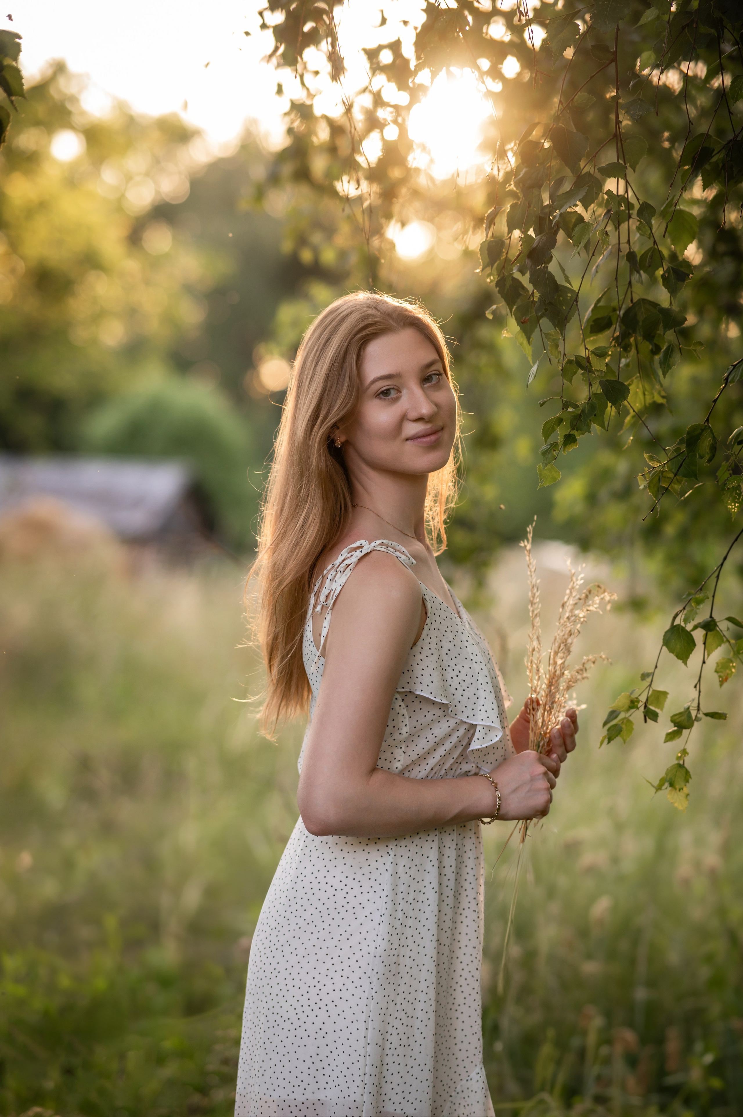 Анастасия в кинодеревне (Горки Ленинские)