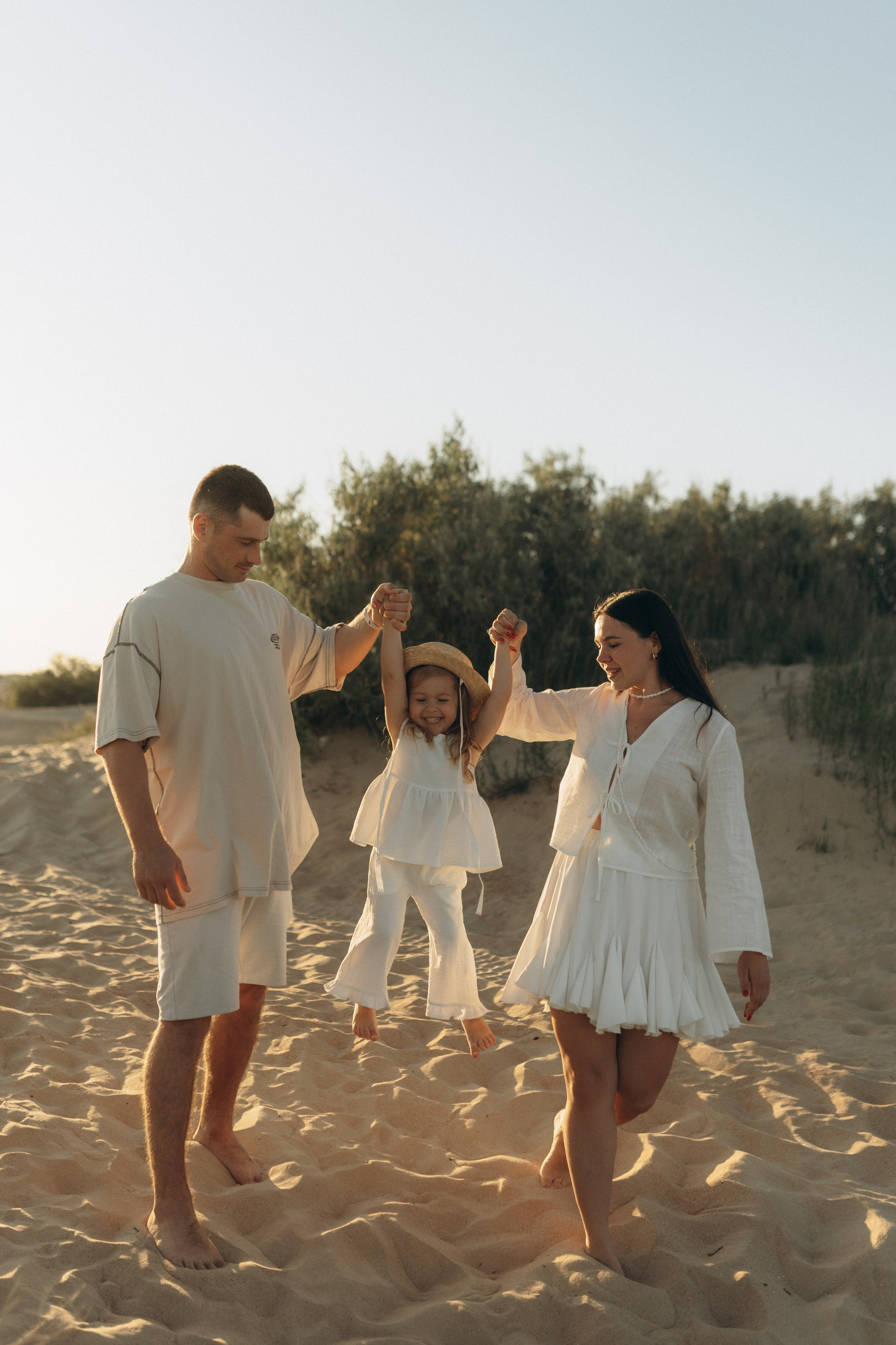 Приключения Аделины на море. Семейный lifestyle фотограф в Москве Рената Рафикова