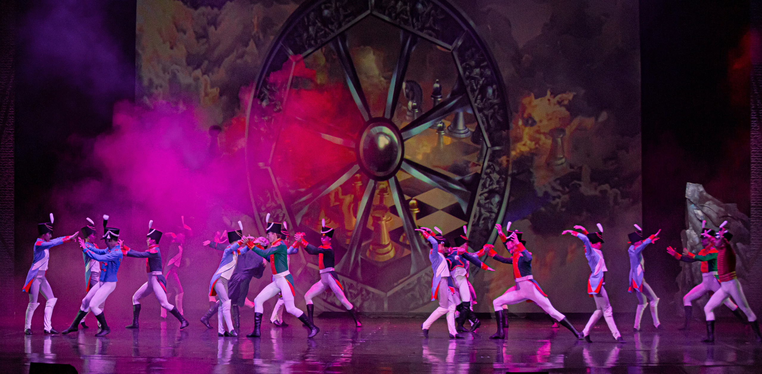 Война и Мир балет Марийского театра оперы и балета на сцене Зимнего театра г. Сочи премьера. Фотограф в Сочи Юрий Шептаев