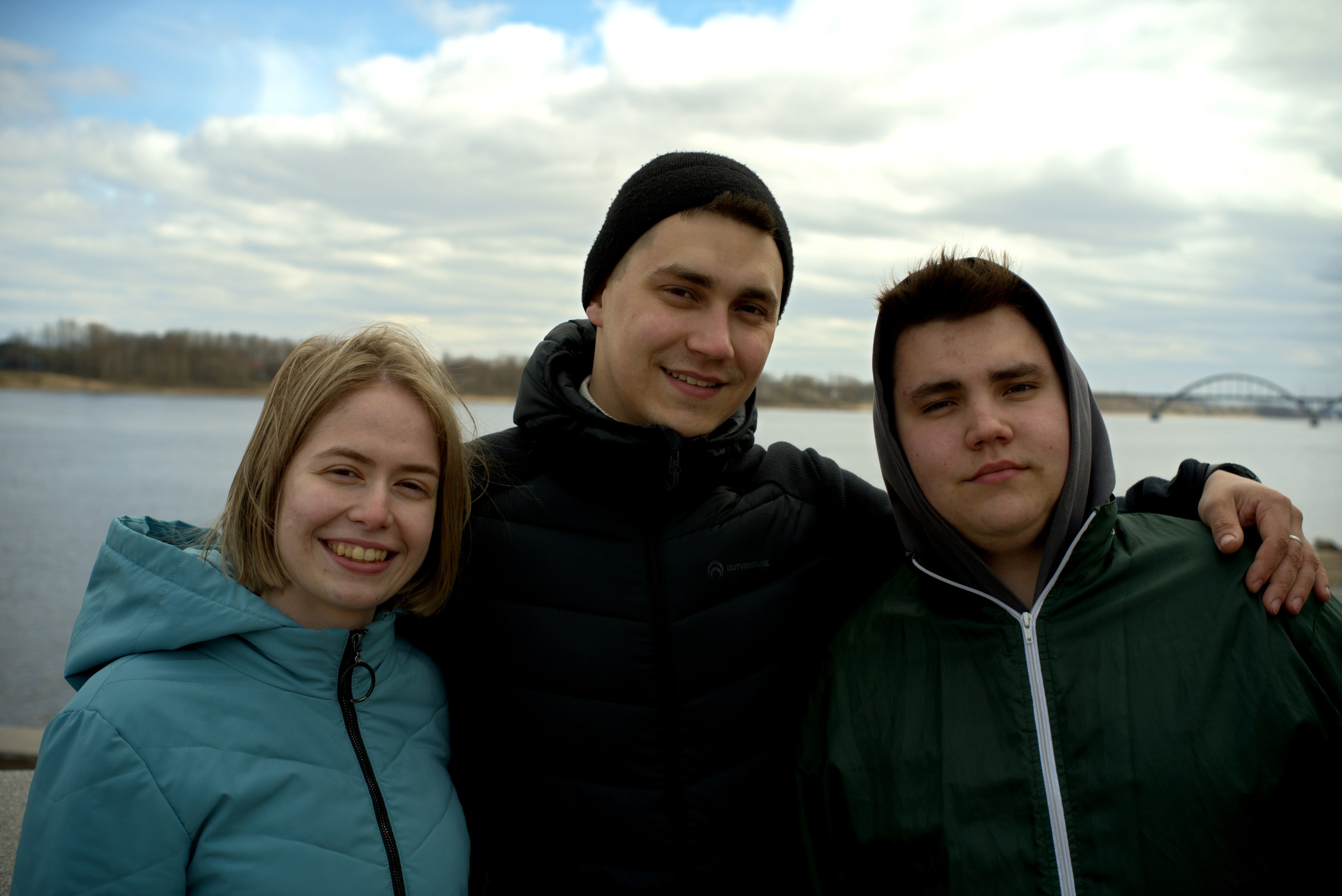 2026_04_19 Второй заезд Кунцевых, любовь и голуби. Городок на Волге