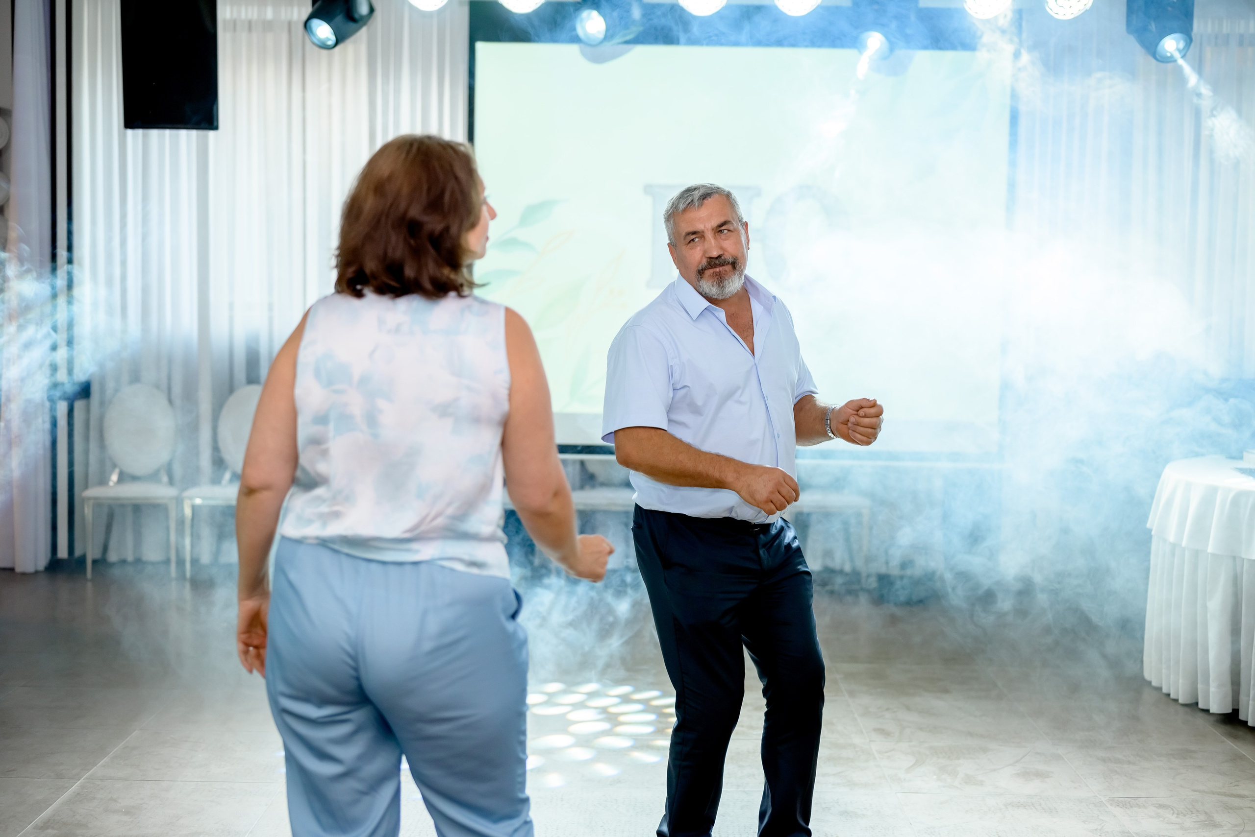 Банкетная часть (1). Юлия Басня семейный и свадебный фотограф в Донецке