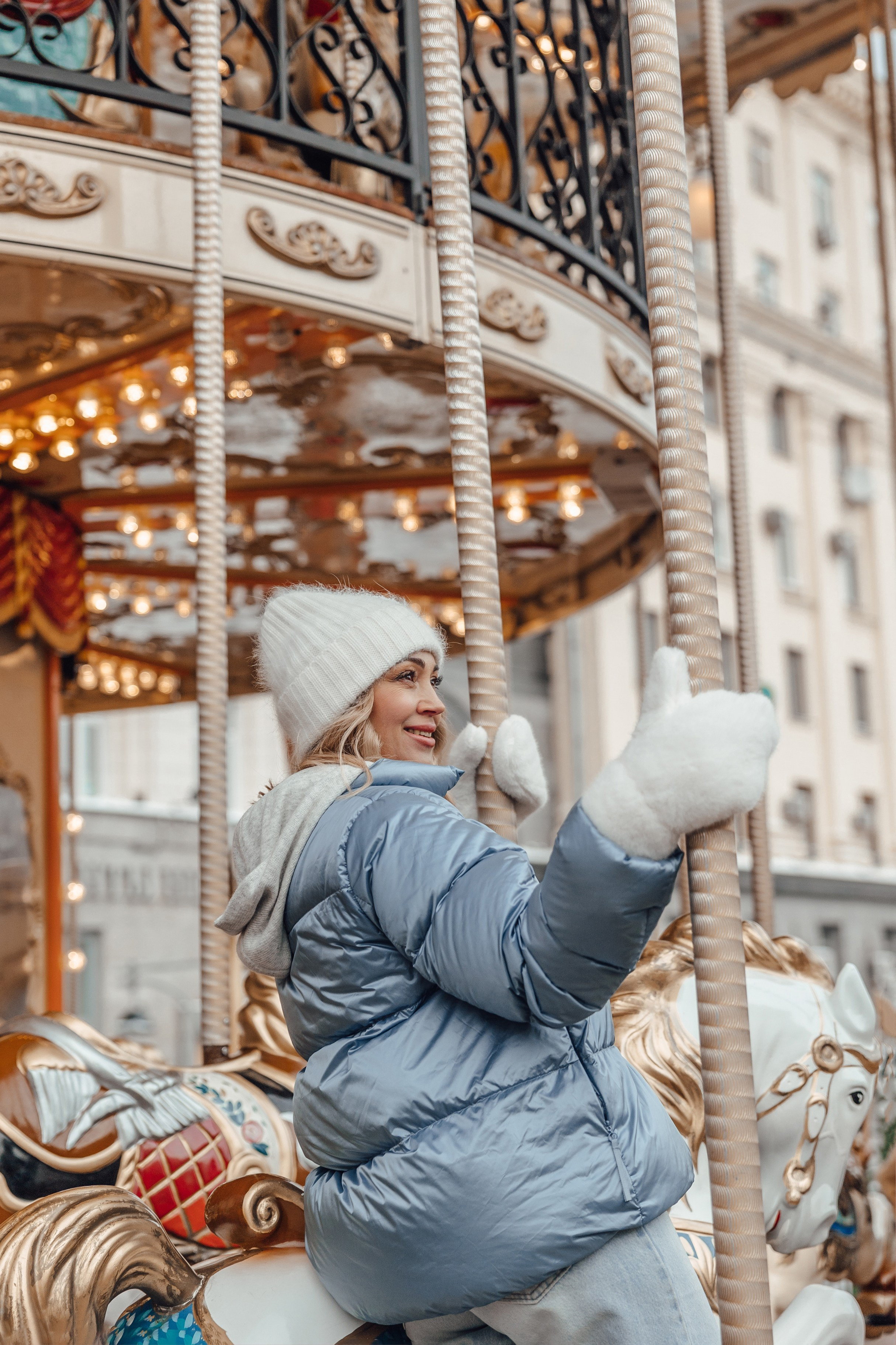 Новогодняя фотосессия на карусели