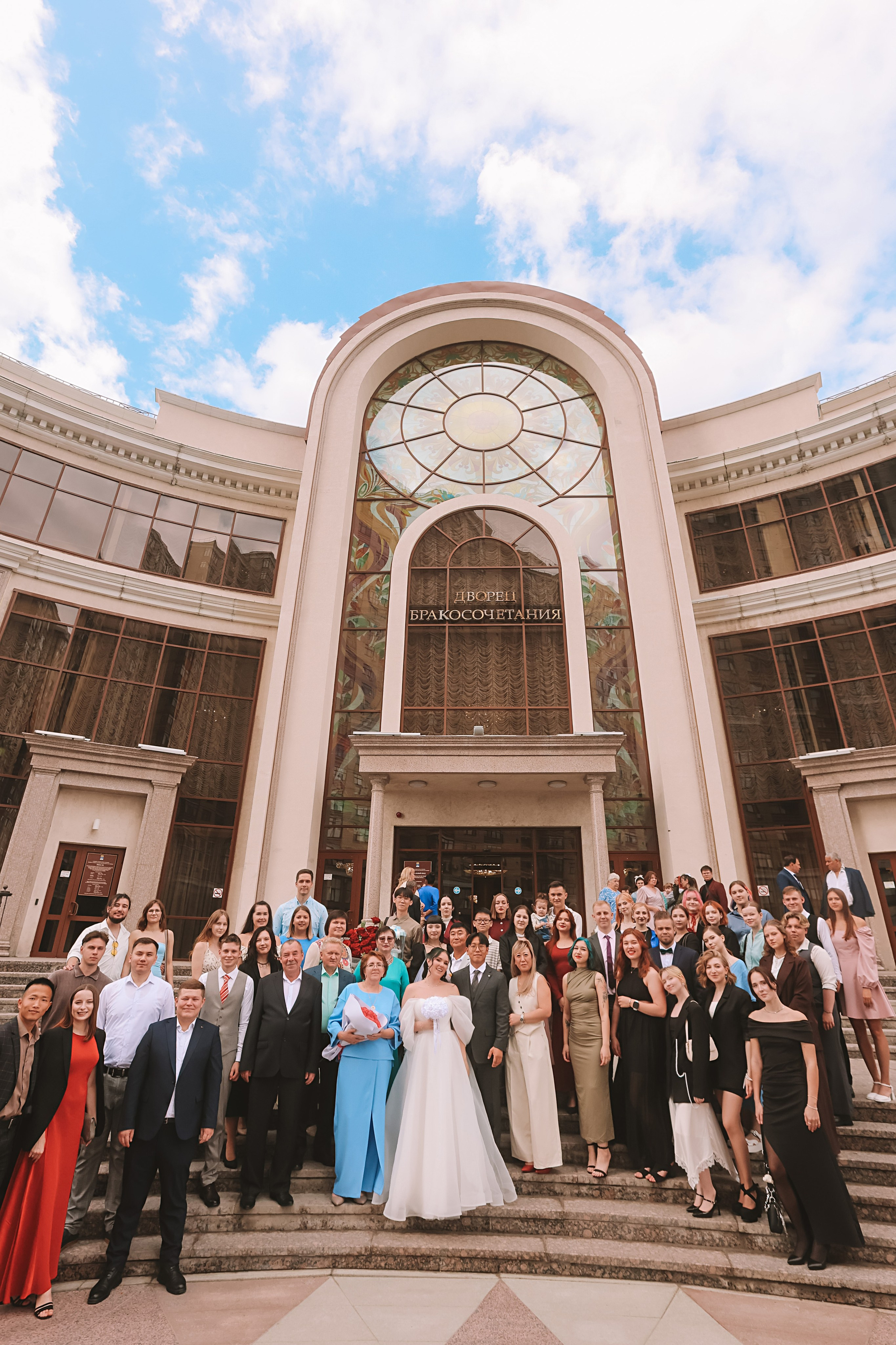 Айвазовский и парк дружбы народов. Семейный фотограф Тюмень, фотограф на роды Салмина Мария