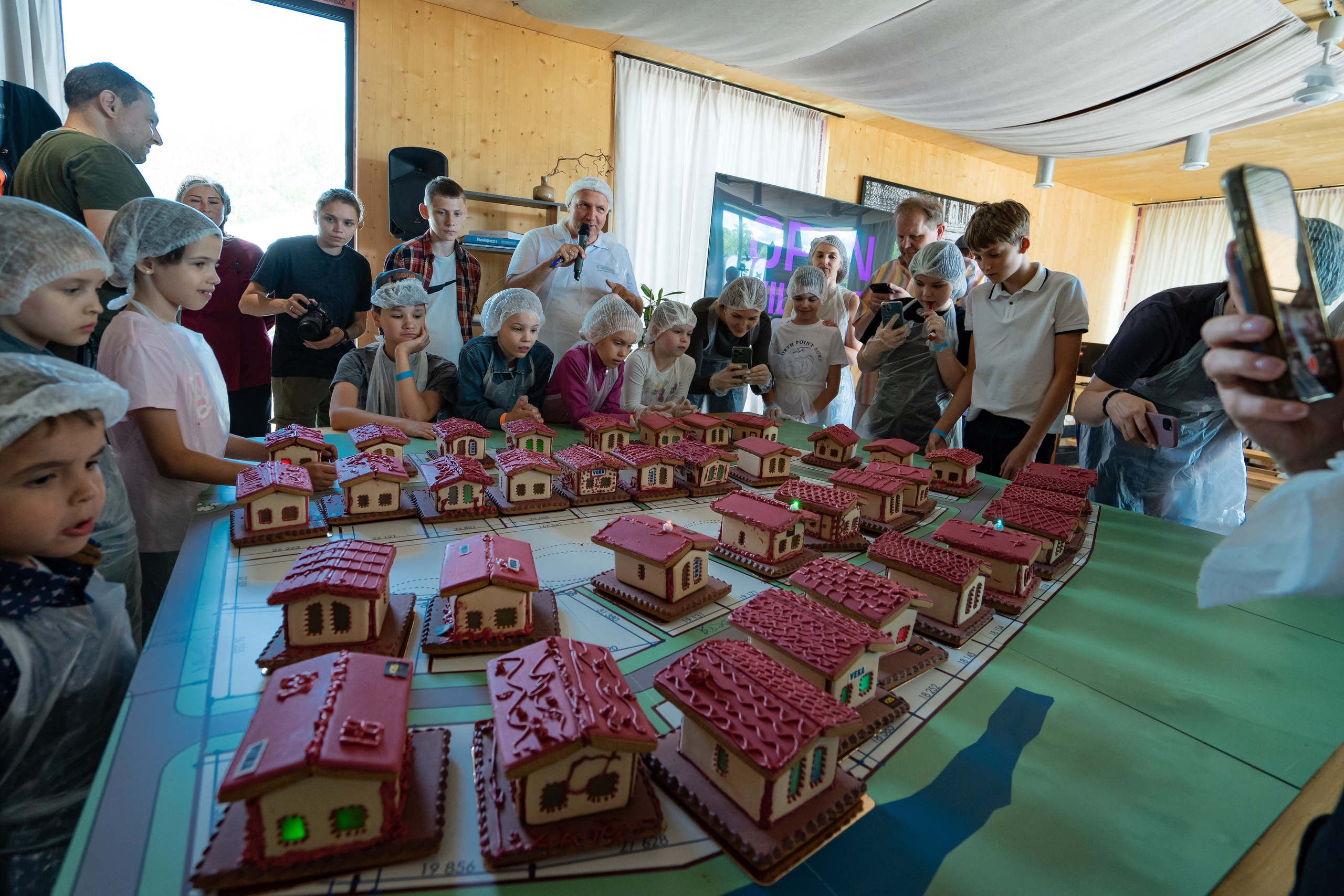 Выставка коттеджных домов Open Village. Фото / Видеосъемка в Москве