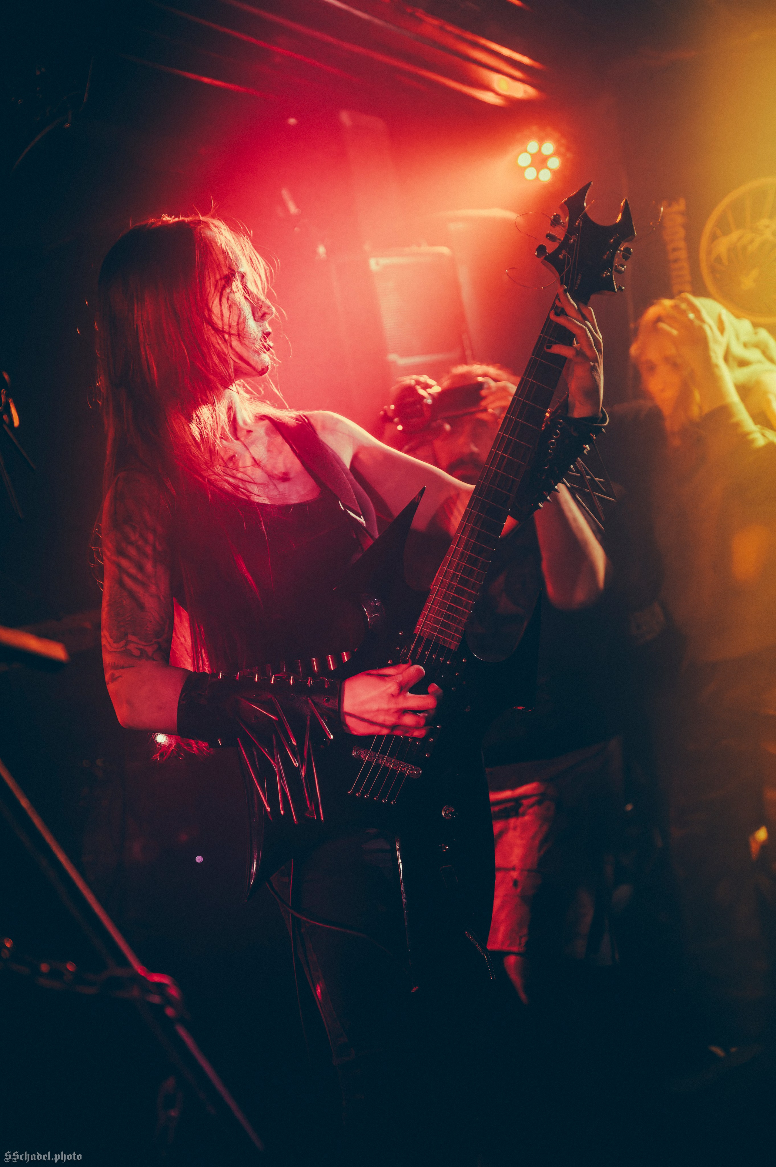 Frostlagte Måne 18.10.25. We will make everything metal!
