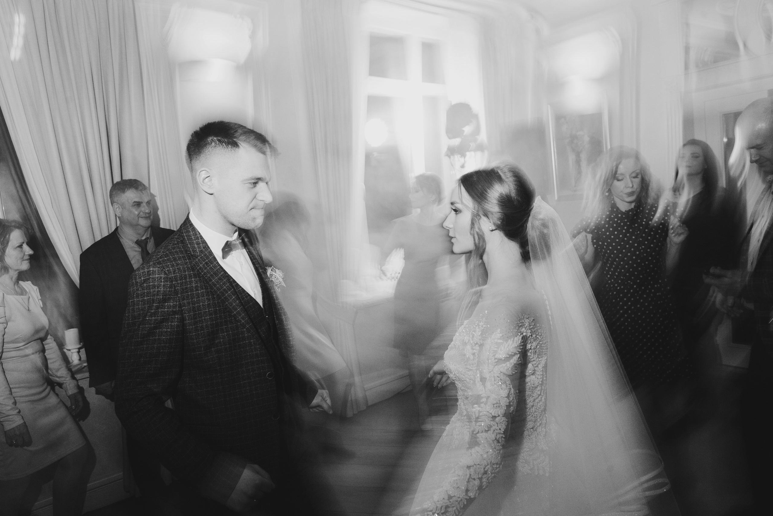 Свадебный фотограф и видеограф в Гомеле и Минске. Свадебный семейный фотограф и видеограф Гомель Минск Беларусь Европа