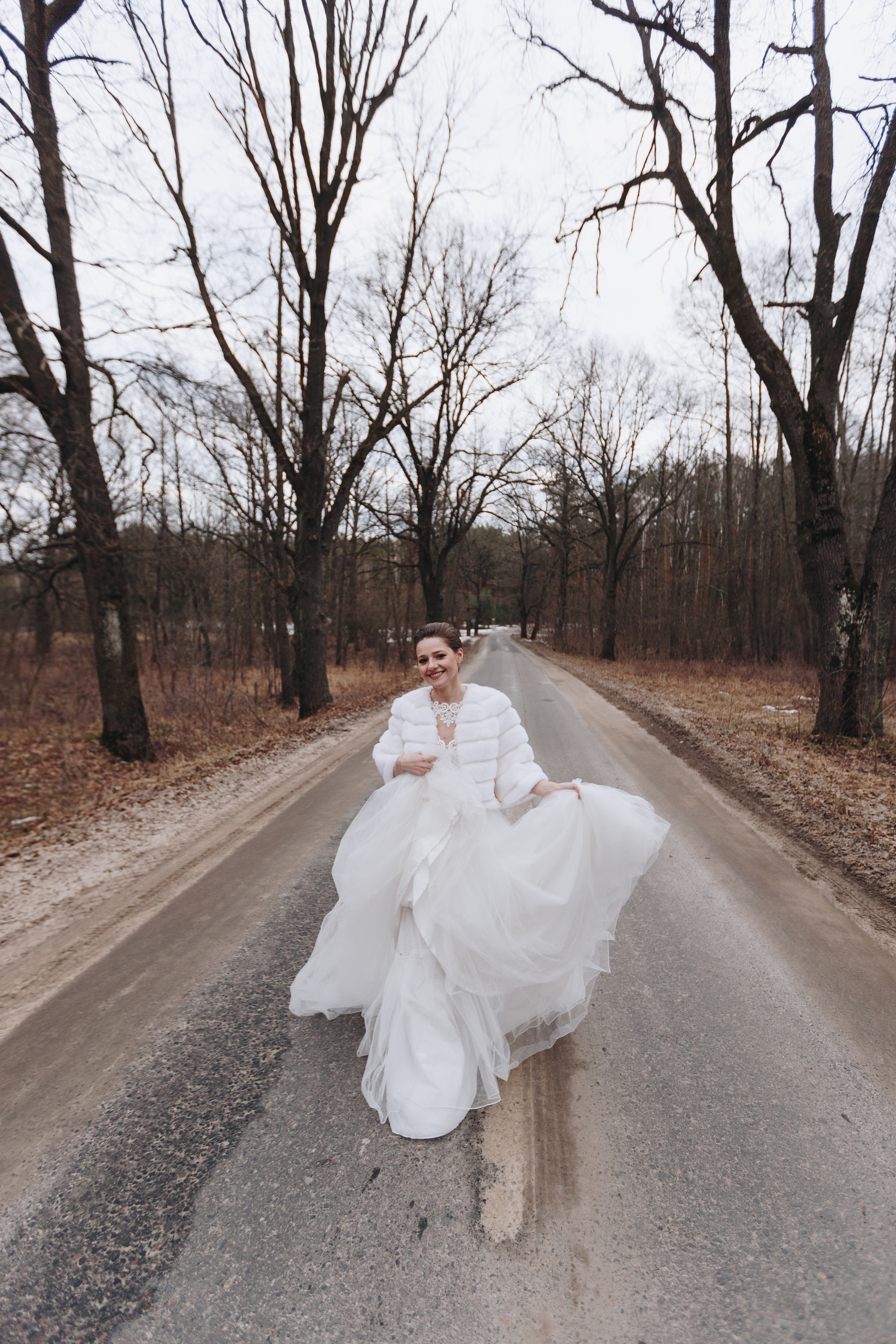 Зимняя фотосессия на свадьбу и видеосъёмка. Свадебный семейный фотограф и видеограф Гомель Минск Беларусь Европа