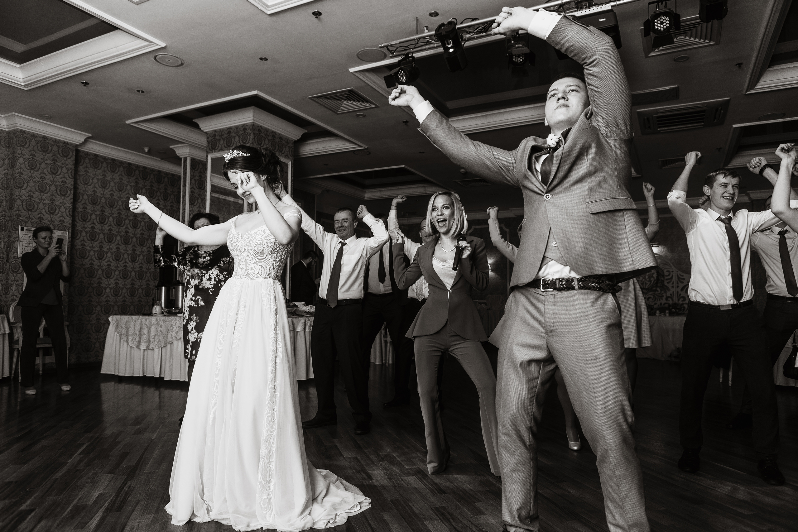 Анонс свадебной съемки Славы и Ани в отеле Бородино