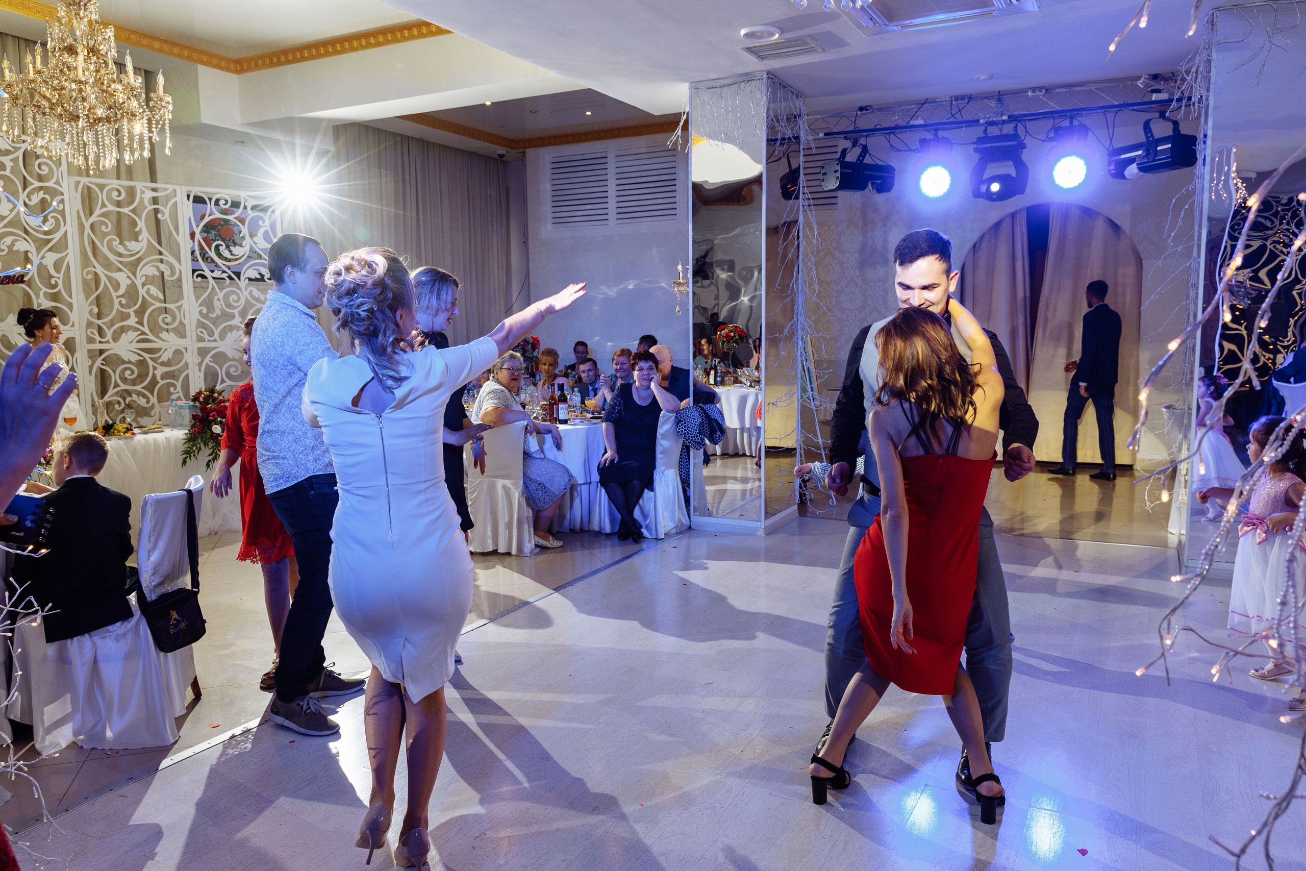 Анонс свадьбы Олега и Алены