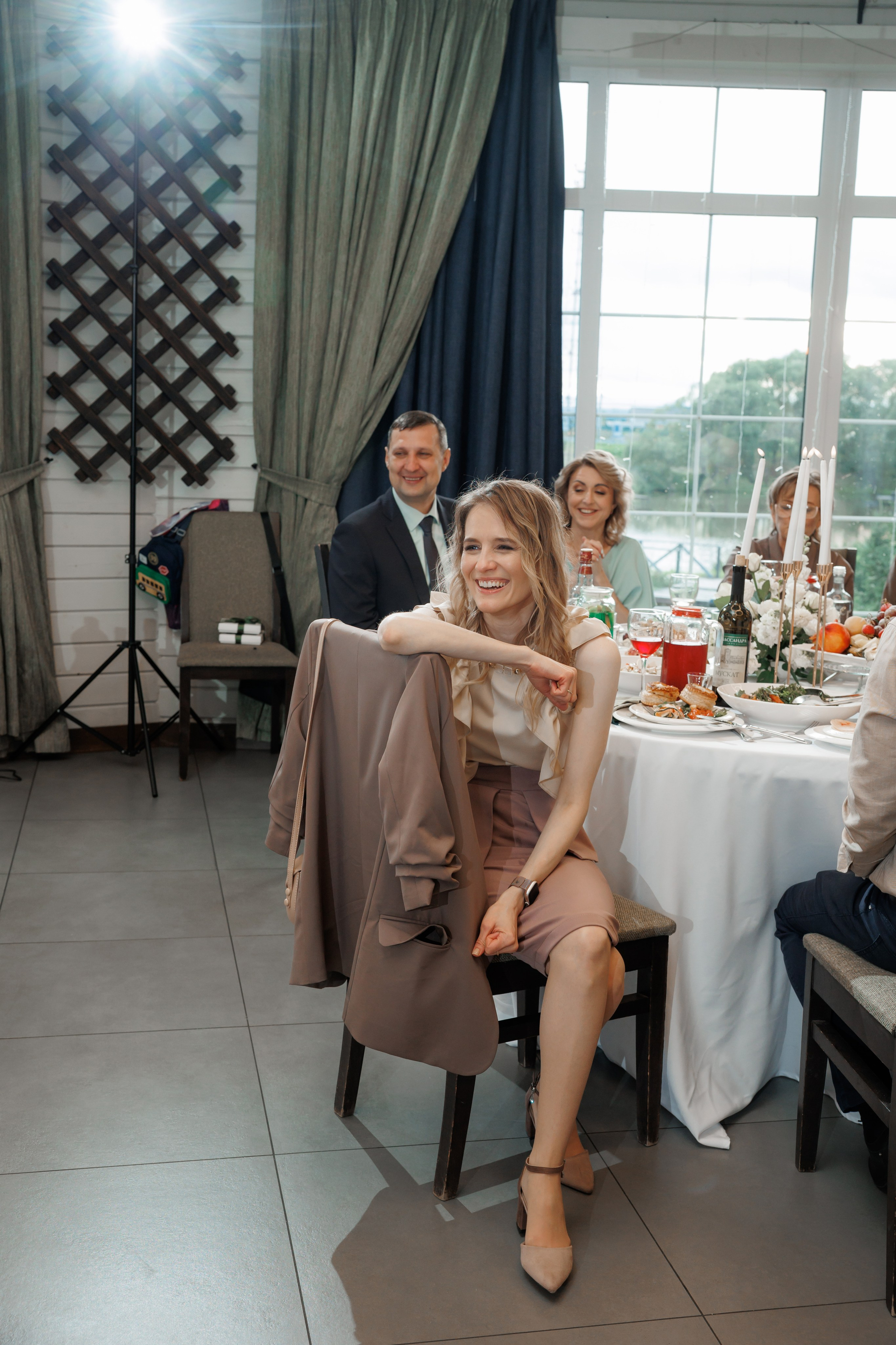 Регистрация в отеле Fish Point, ЗАГС Бутово, прогулка в Остафьево. Свадебный и репортажный фотограф (Москва, Королев и другие)