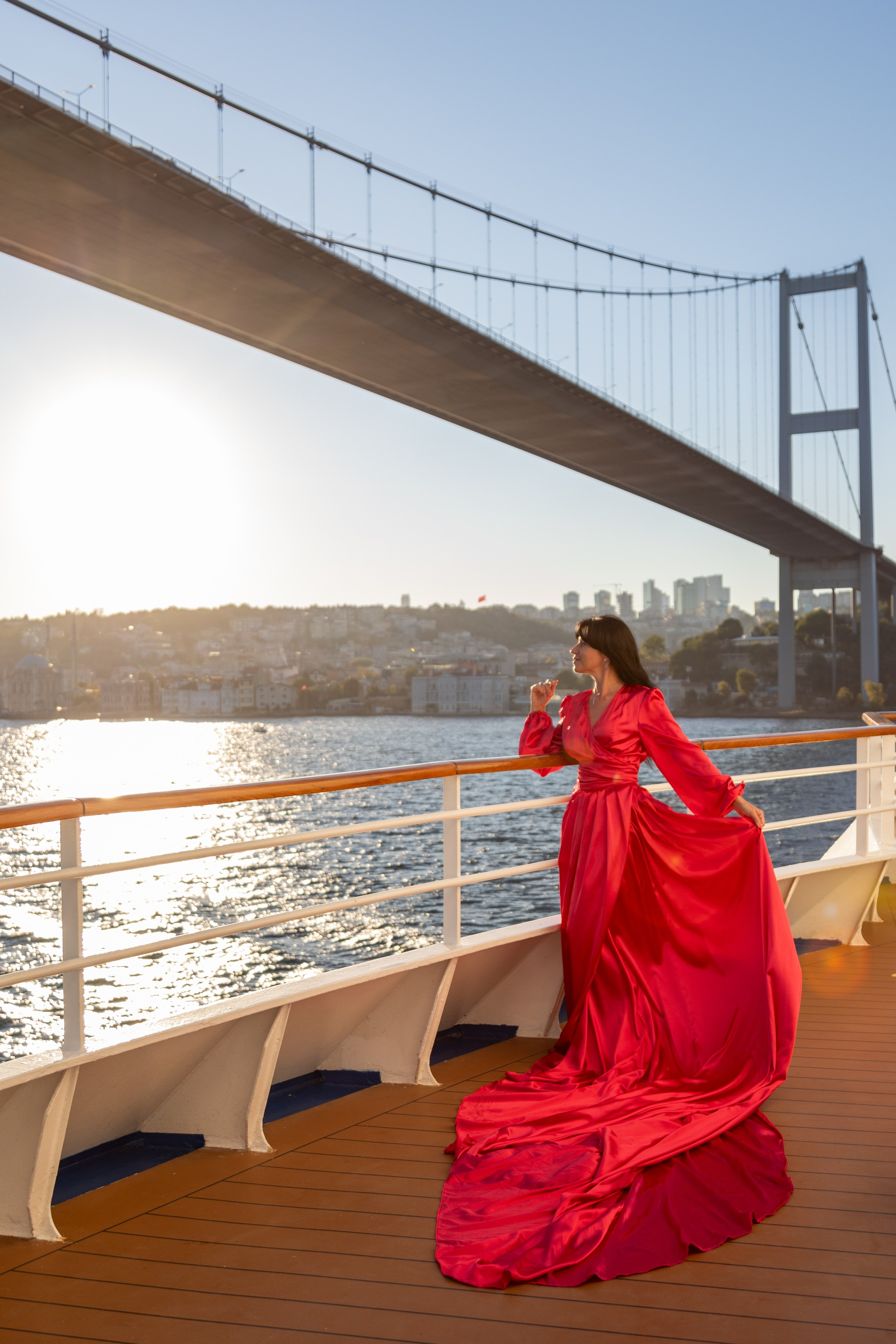 Платья. Фото департамент круизного лайнера Астория Гранде