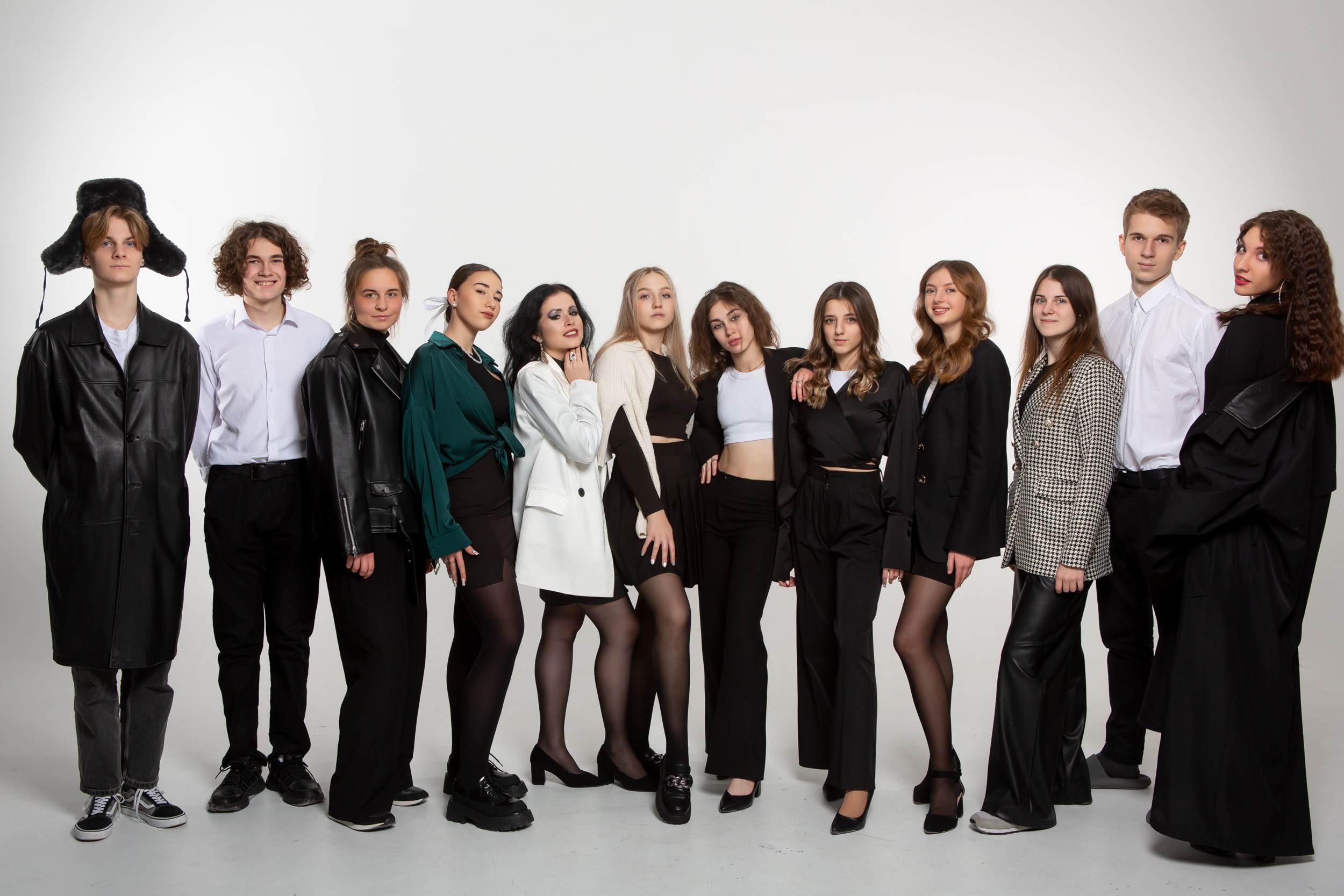 Студия Гимназия 12 11 А 2023 г. Свадебный и портретный Фотограф в Липецке Дмитрий Котюков