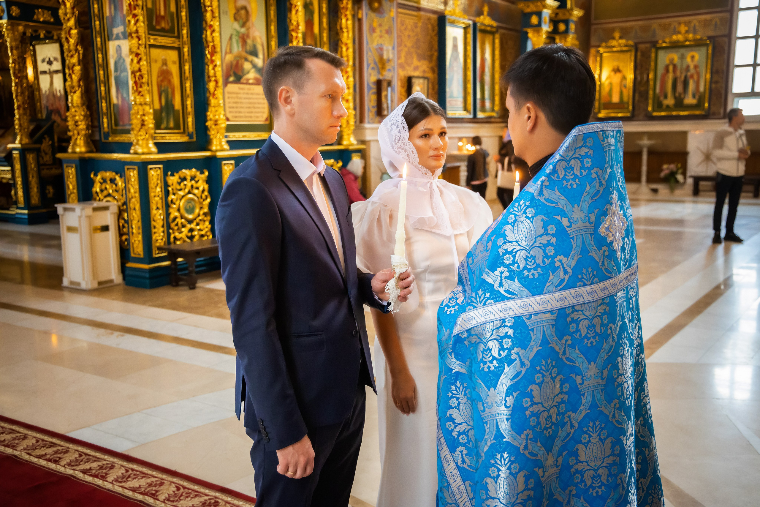 В Храме. Семейный и Свадебный фотограф в Астане Александр Астапов