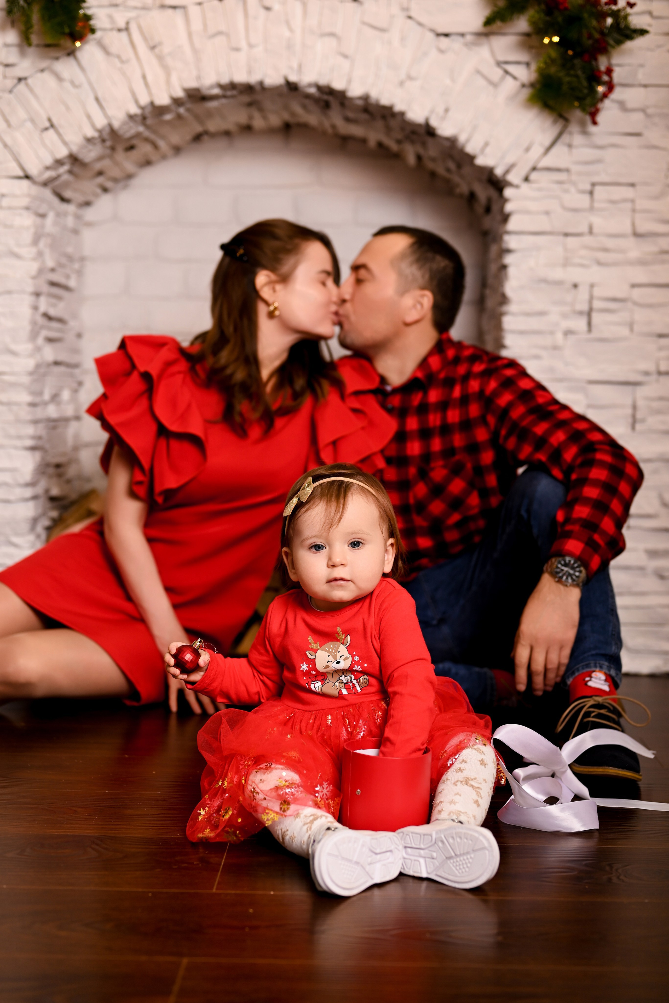 Новогодняя фотосессия. Фотостудия Зефир. Фотосессии в студии под ключ. Москва. Семейные и детские фотосессии