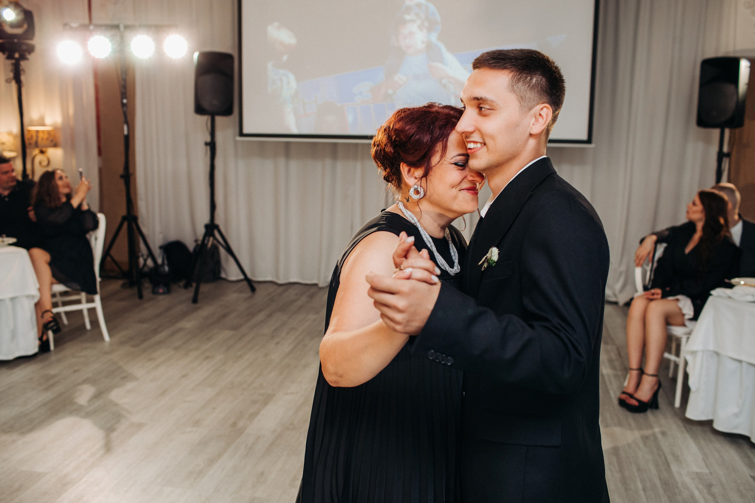 Vlad & Nadya (Saint-Petersburg, Russia). Destination wedding photographer Peter Letu