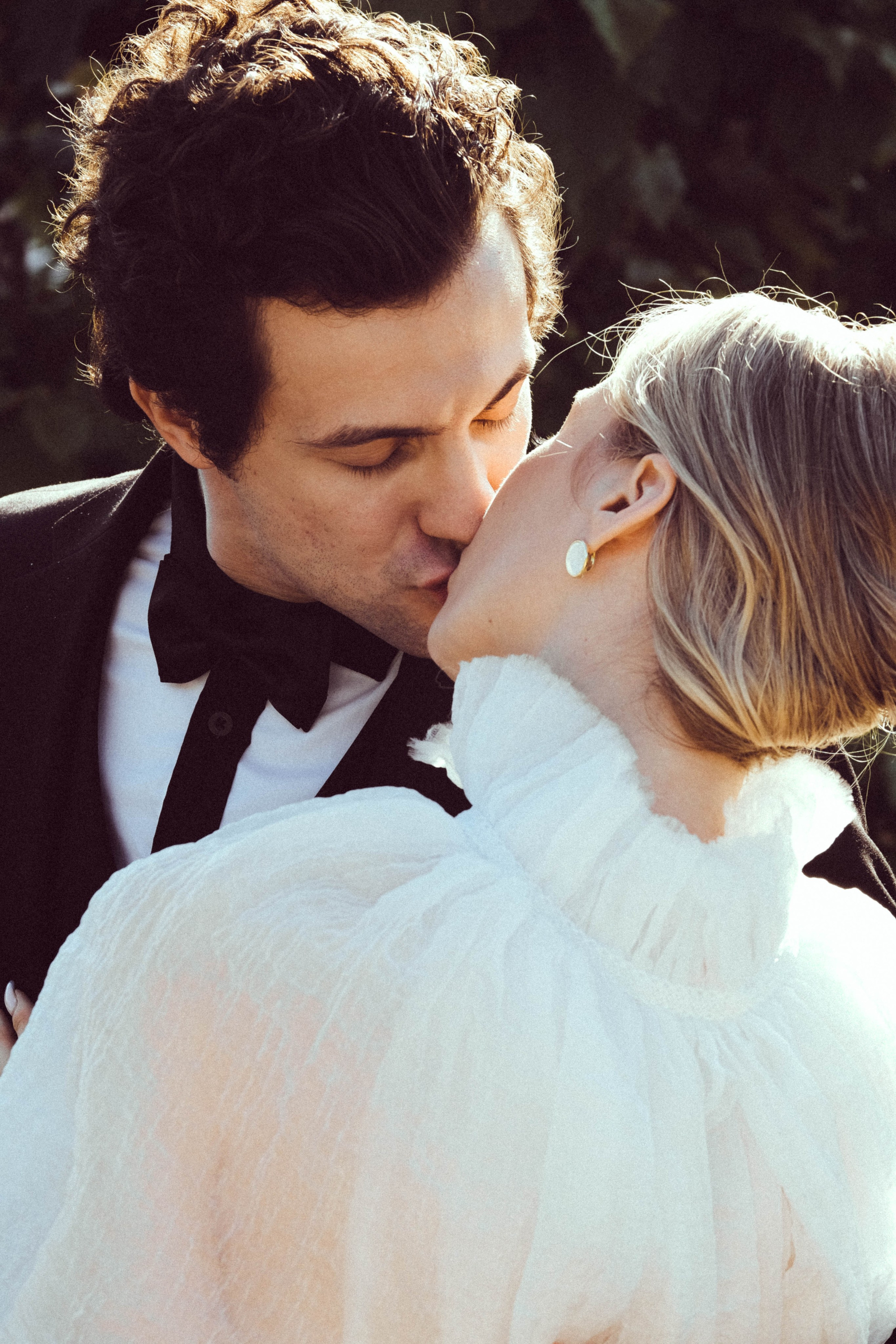 СВАДЕБНАЯ СЬЕМКА В ПАРКЕ ОРАНИЕНБАУМ. Профессиональный фотограф, Санкт-Петербург — Виктория Богомолова