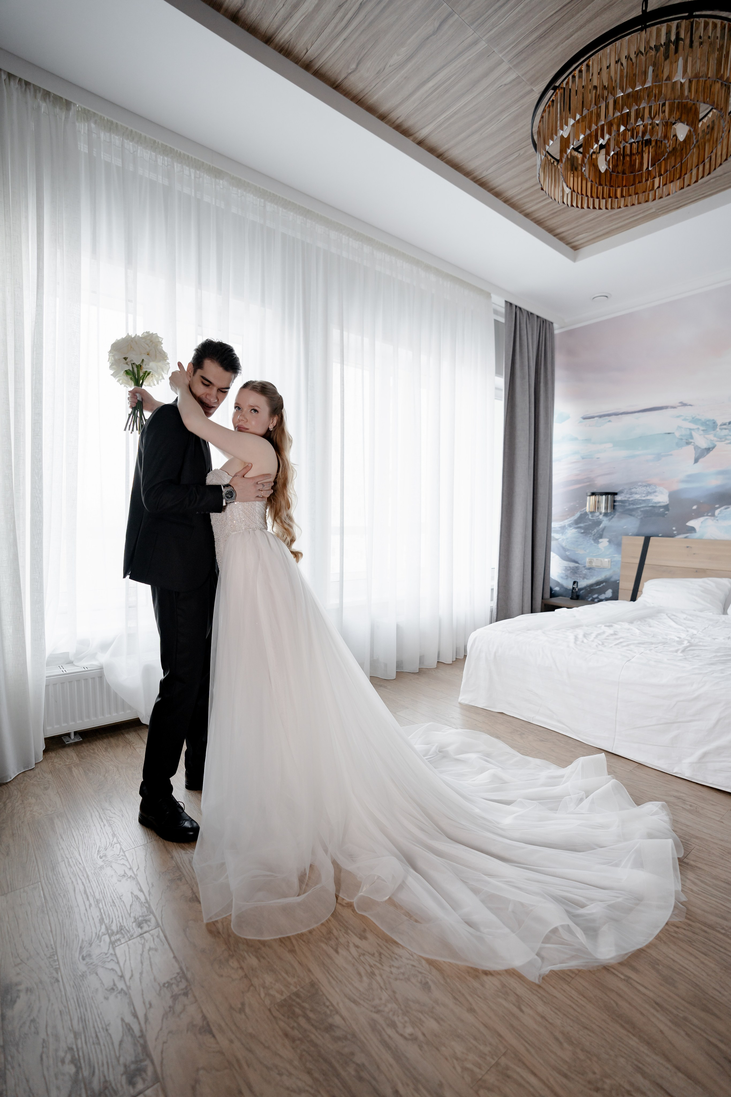 СВАДЕБНАЯ СЬЕМКА СБОРОВ В ОТЕЛЕ И ВЫЕЗД НА ЦЕРЕМОНИЮ (СНЯТО В СИБИРЕ В НИЖНЕВАРТОВСКЕ). Профессиональный фотограф, Санкт-Петербург — Виктория Богомолова