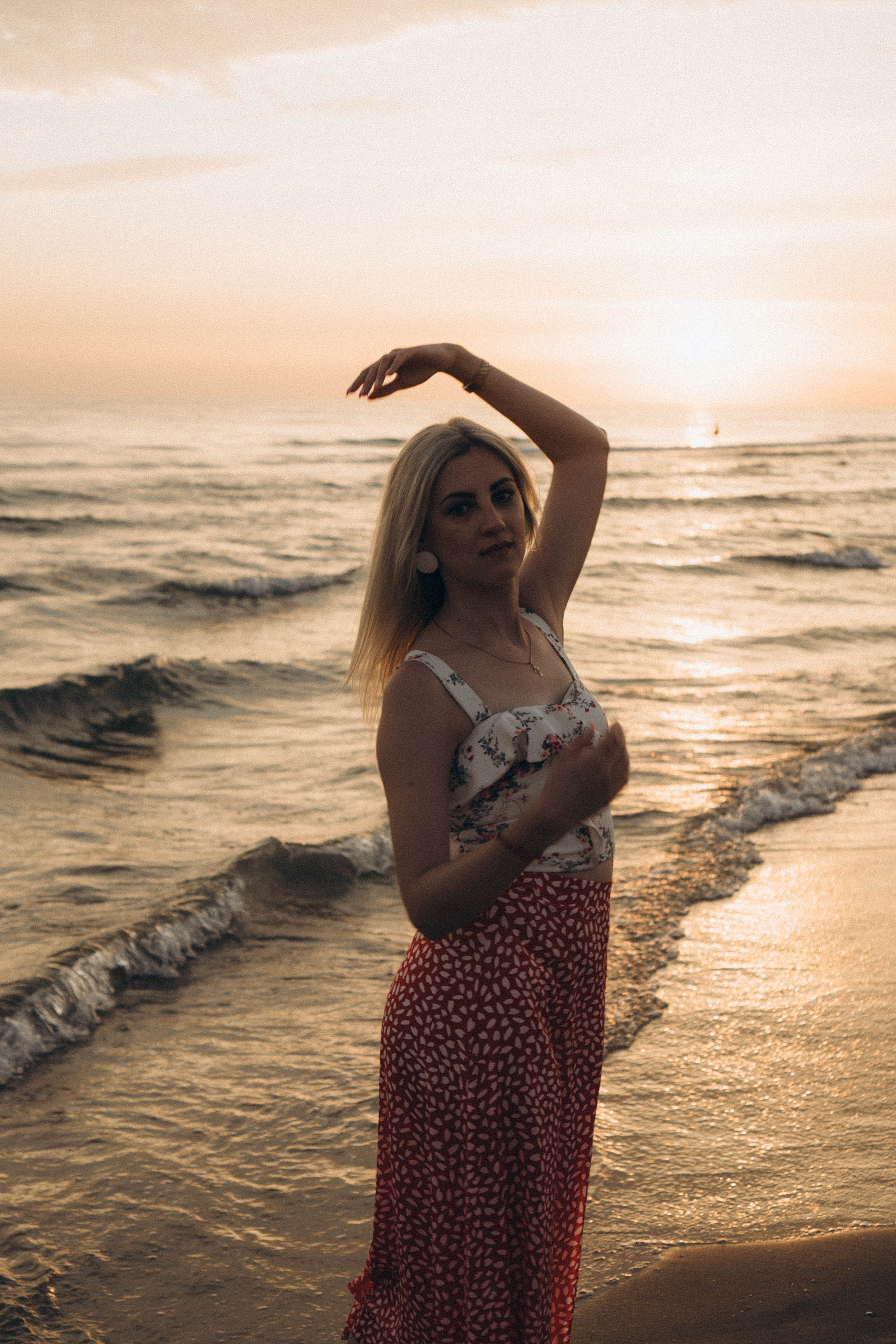 Июльский вечер на берегу черного моря. Профессиональный фотограф, Санкт-Петербург — Виктория Богомолова