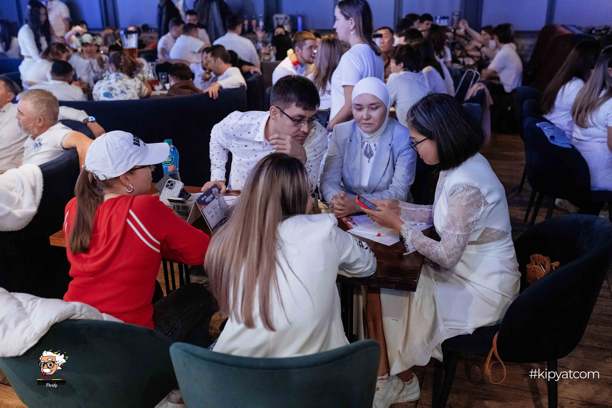 Эйнштейн Party