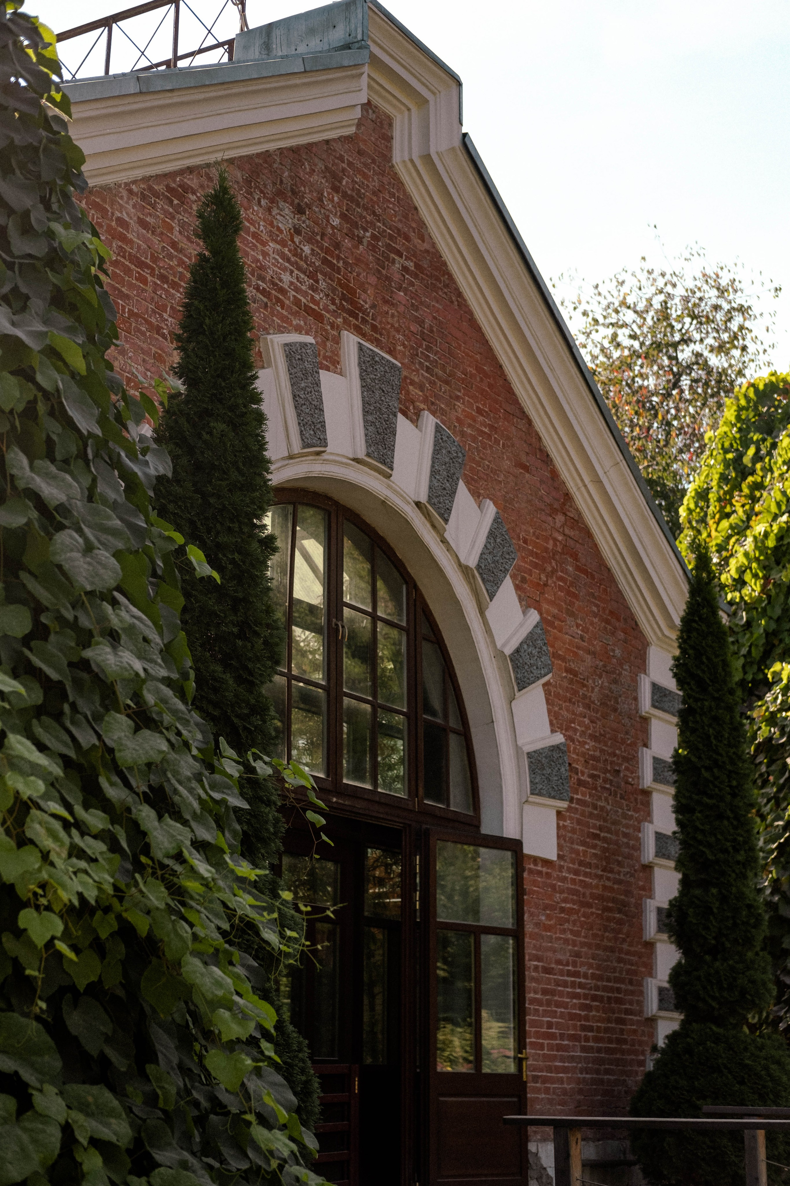 Москва 2024. Свадебный и семейный фотограф в Новосибирске, Санкт-Петербурге, Москве