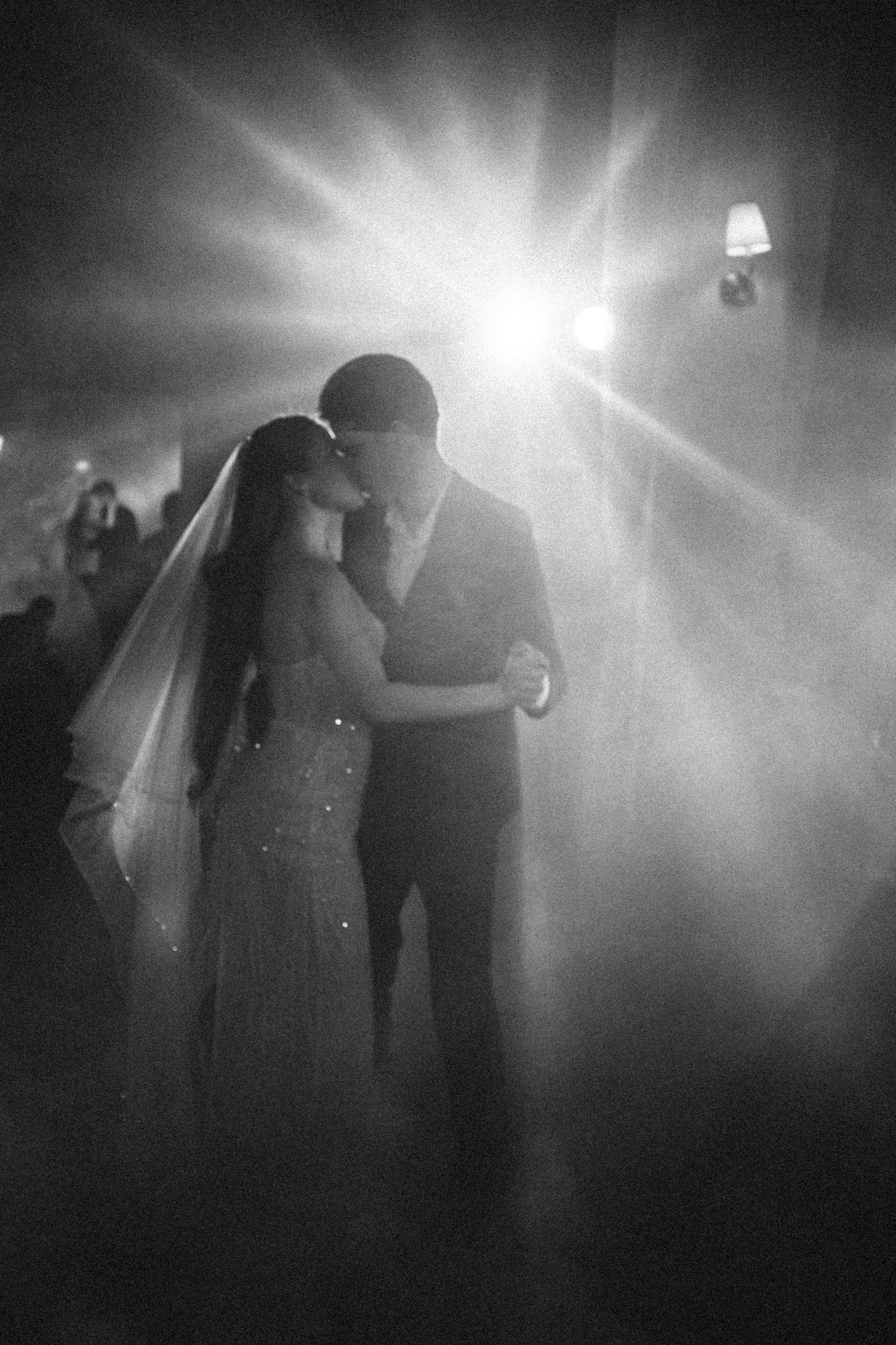 СВАДЕБНАЯ СЬЕМКА В ОТЕЛЕ В СИБИРИ. Профессиональный фотограф, Санкт-Петербург — Виктория Богомолова