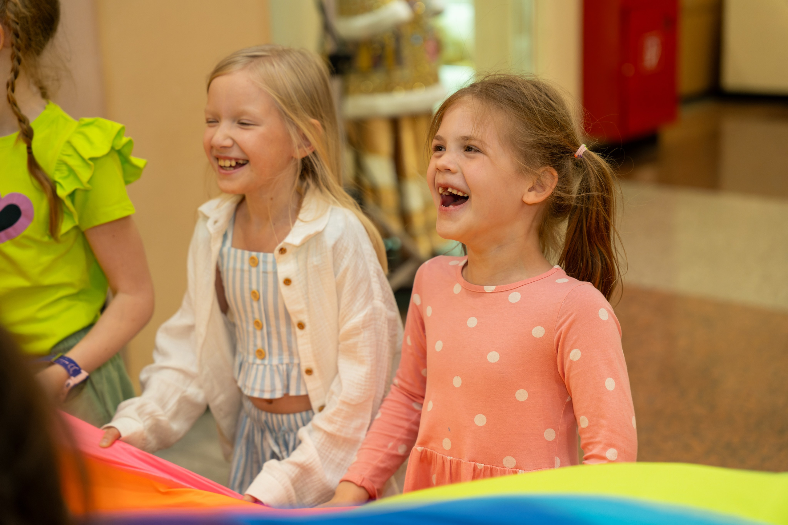 Съёмка благотворительного спектакля «Новая история деревянного мальчика». «Студия DRONAVT`s» — видеосъёмка и фотография г. Москва