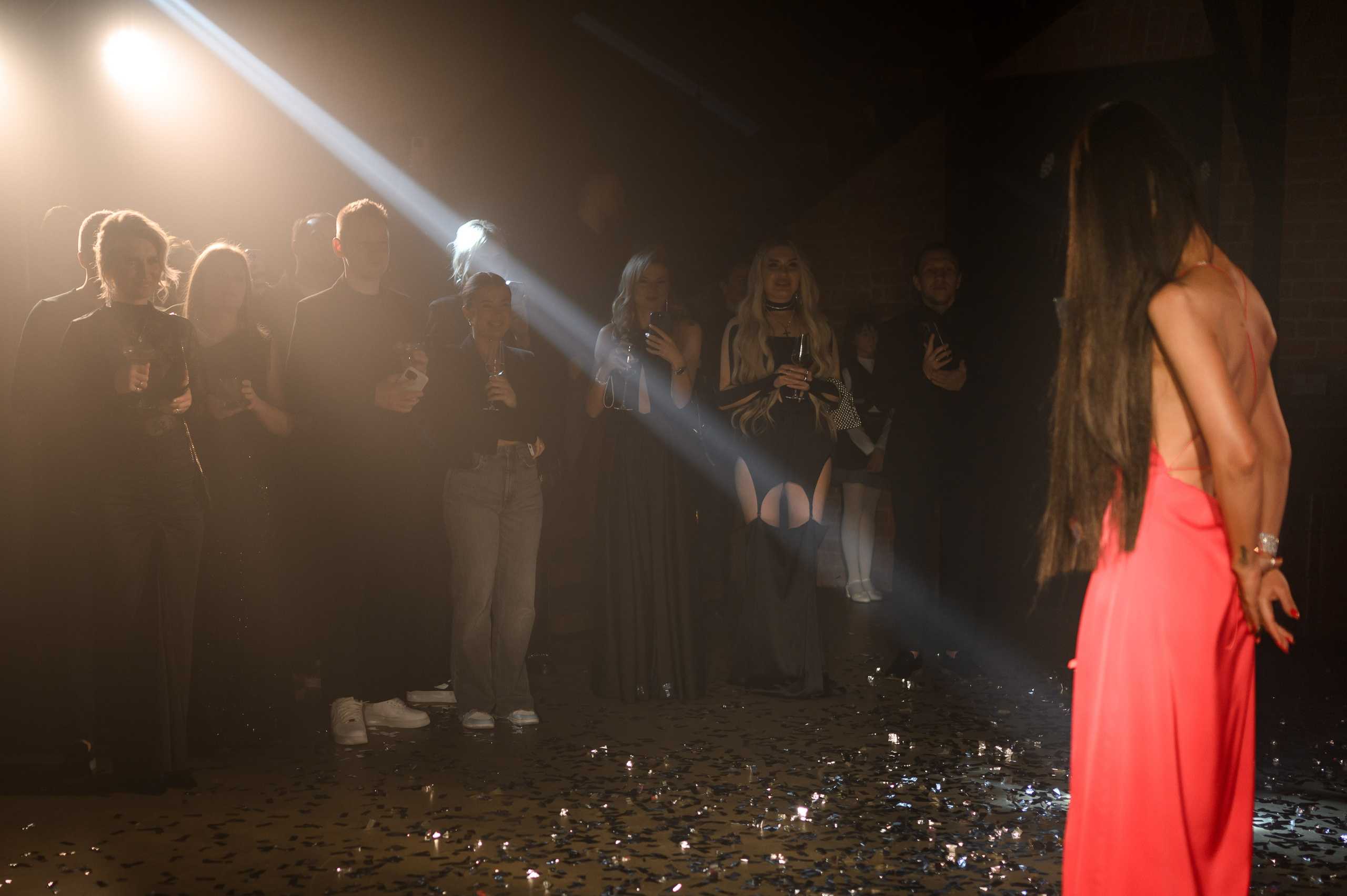 ЖЕСТОКИЕ ИГРЫ Евгении Яблоковой. Свадебный фотограф Минск