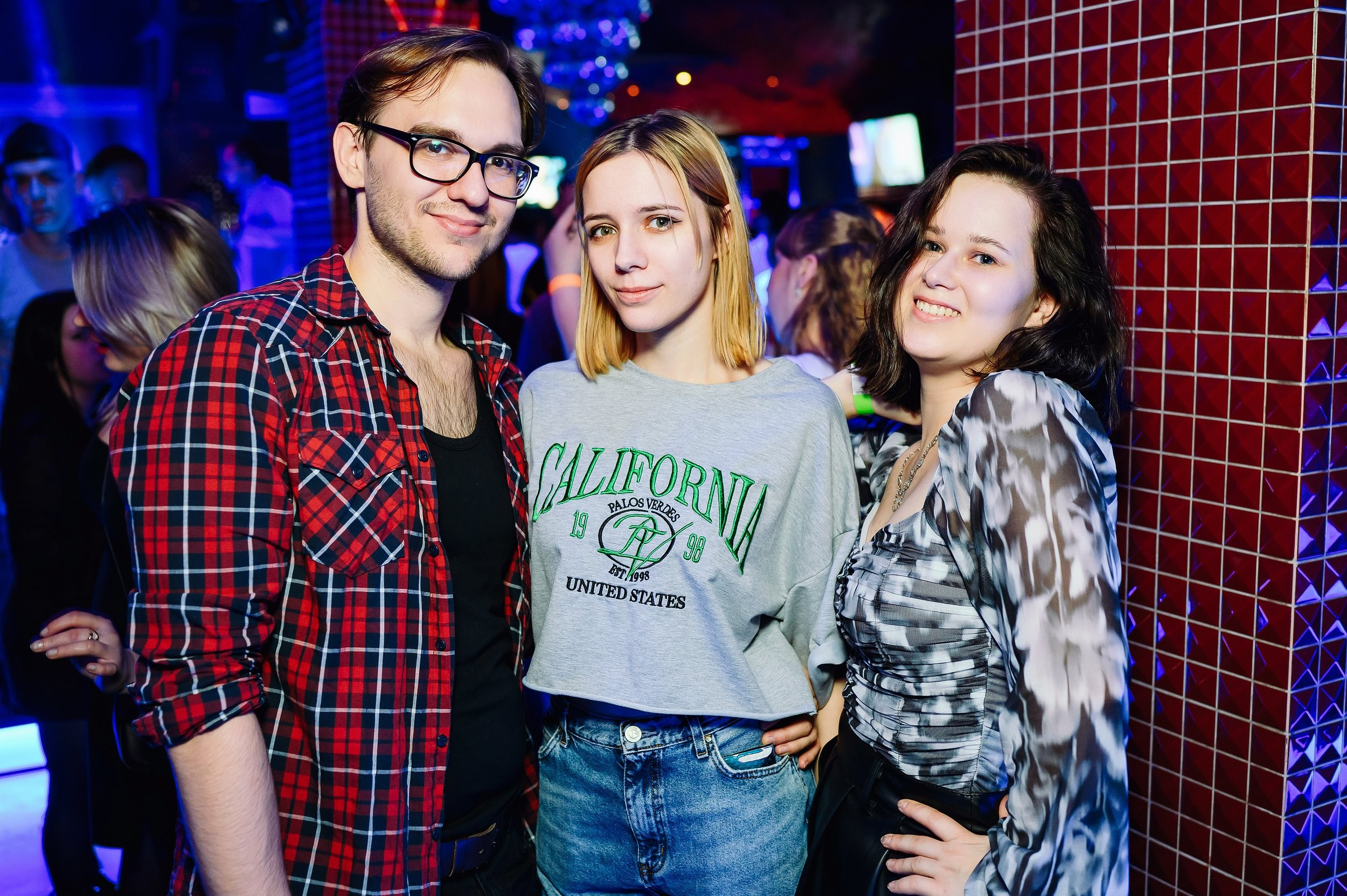 Фоторепортаж из Планеты. One Media Life: фоторепортажи, фотоотчеты с мероприятий и заведений