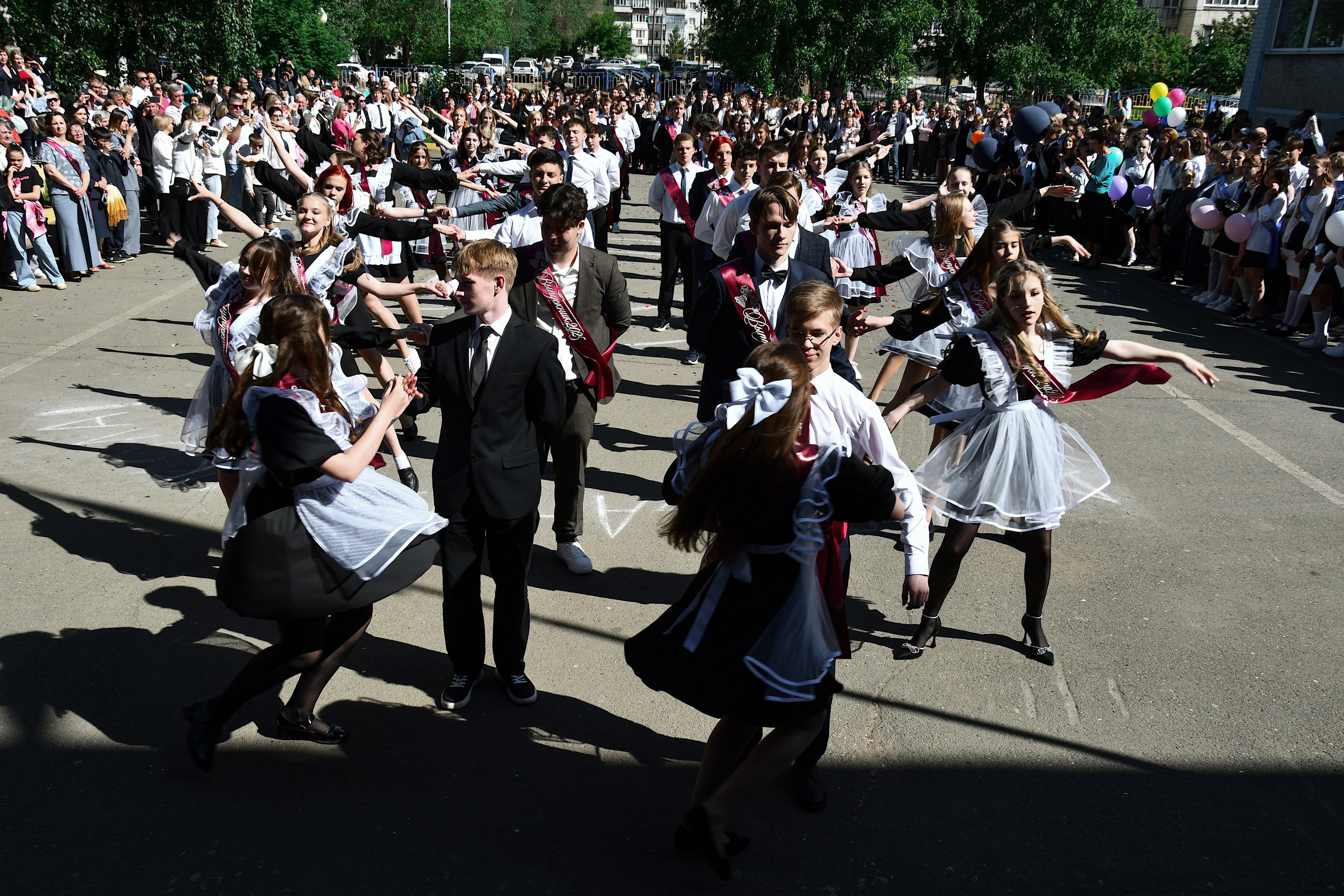 Линейка Гимназия Nº3. Фотограф Оренбург I Кристина Подольская