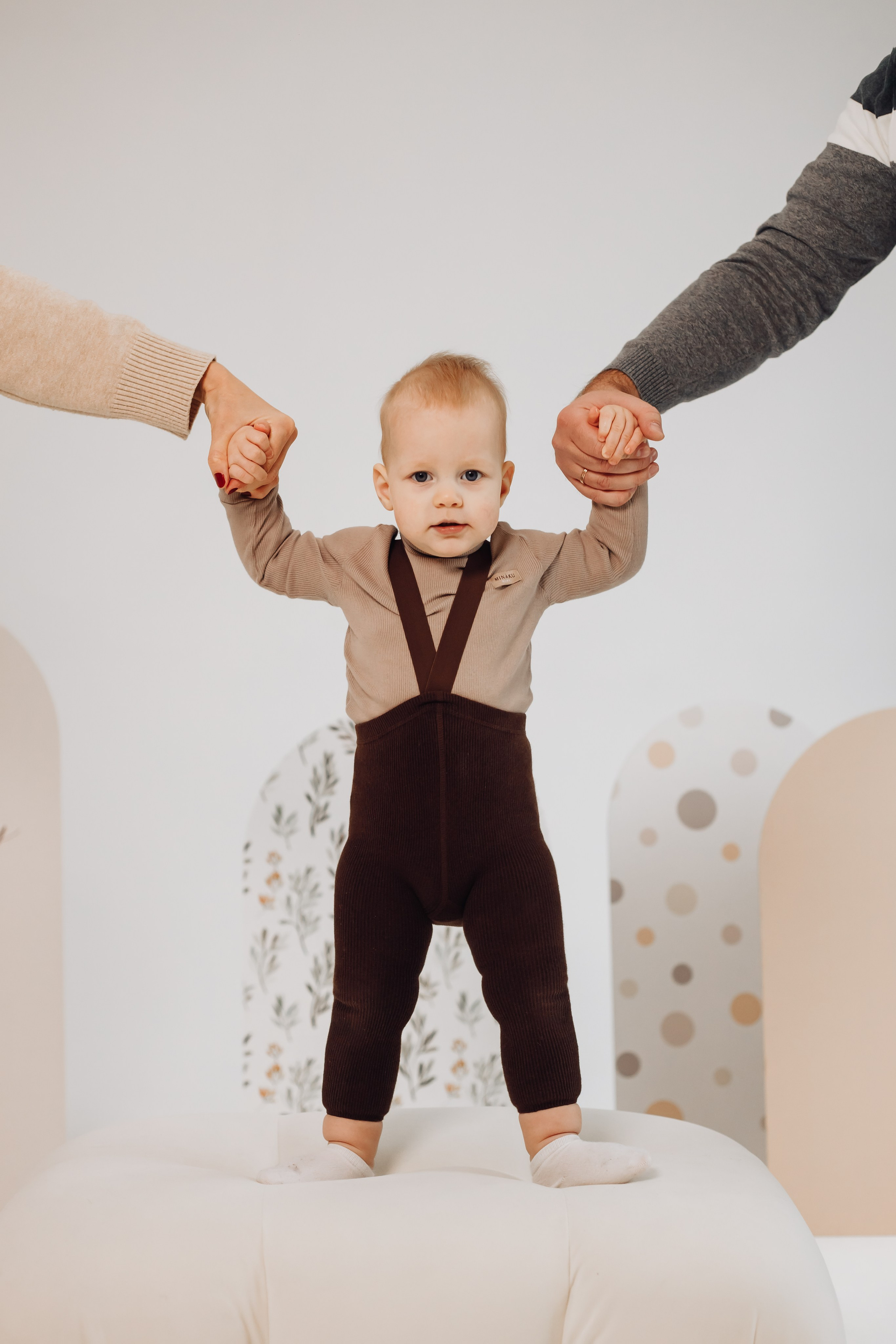 Семейная фотосессия в студии. Свадебный и семейный фотограф в Краснодарском крае Мария Данилкина