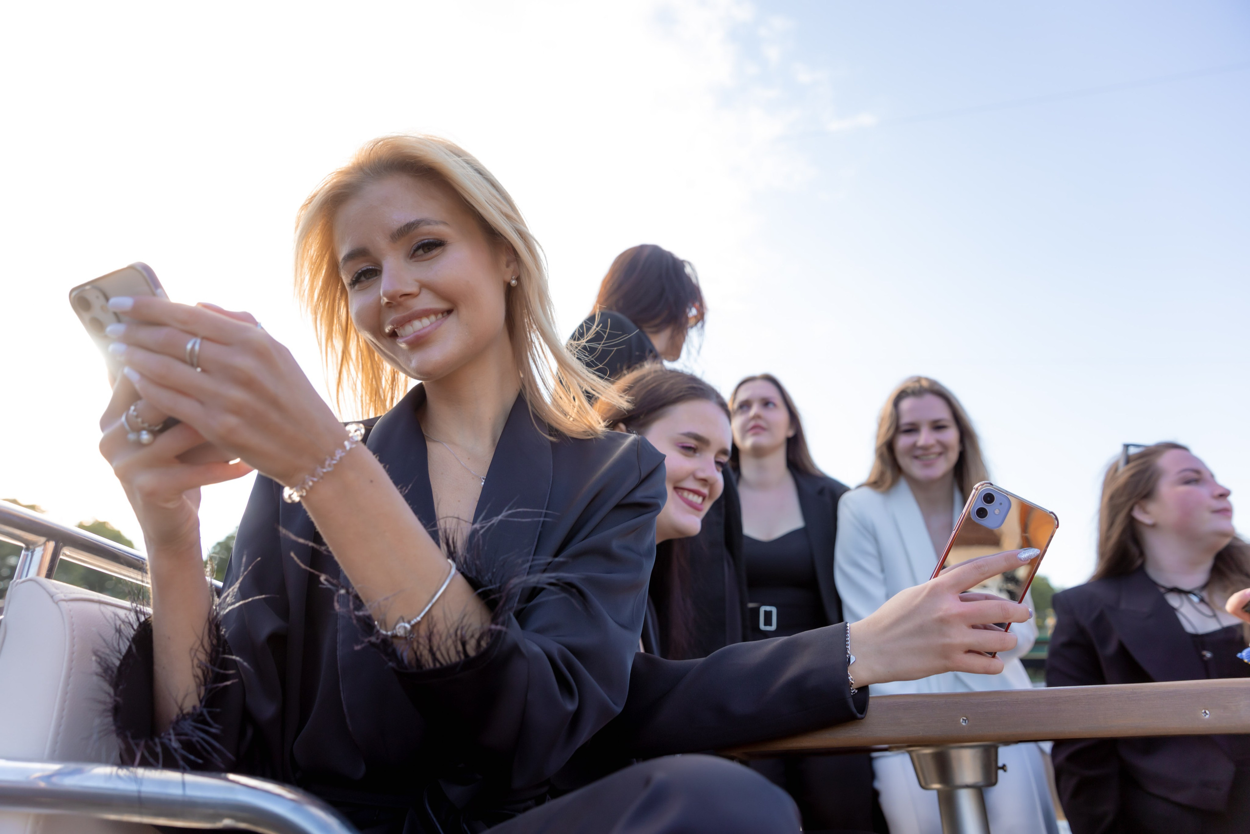 Фотограф на девичник в Санкт-Петербурге. Фотограф на праздник, корпоратив, День Рождения и Юбилей в г. Санкт-Петербурге Алексей Анкушев