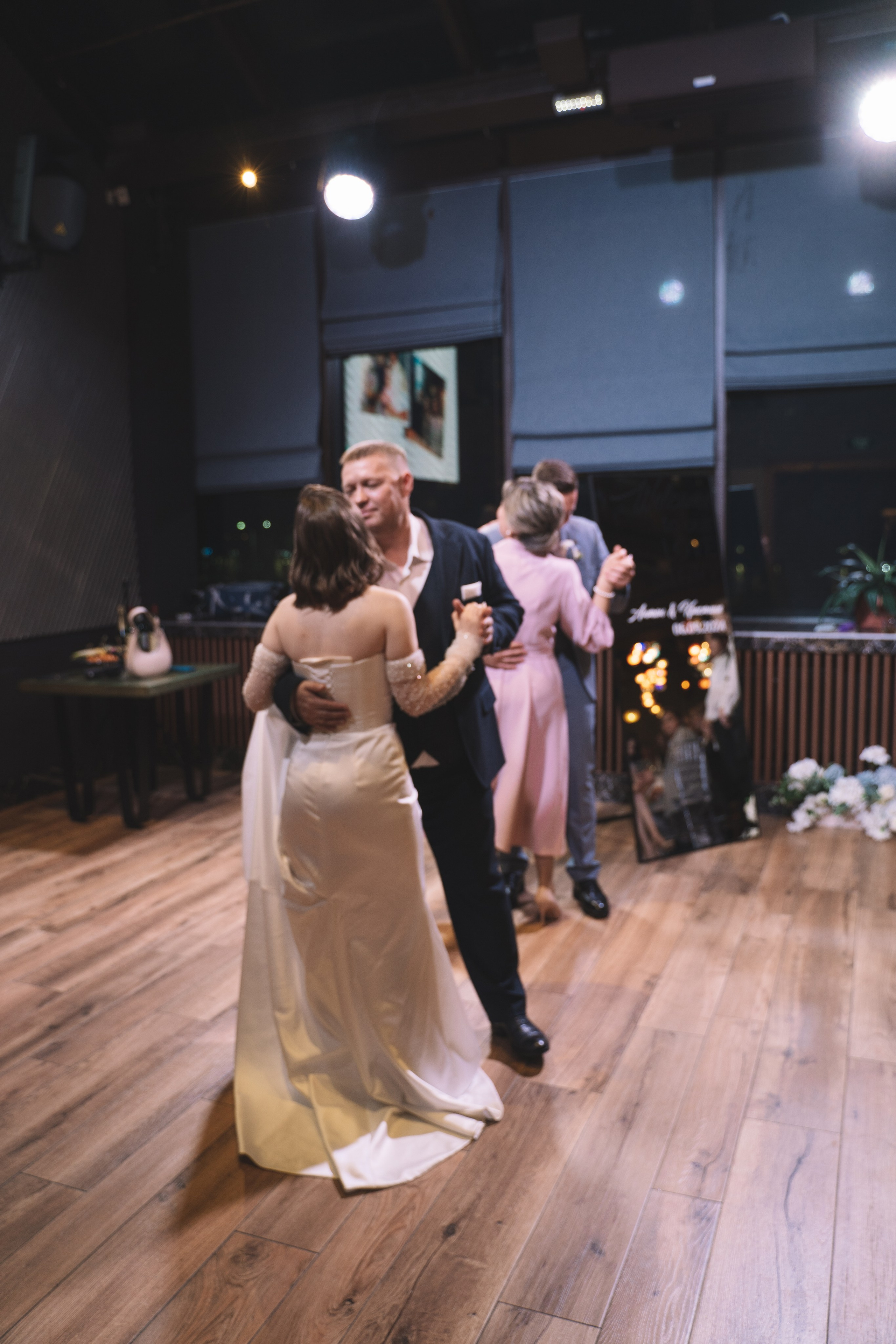 Антон и Кристина. Свадебный фотограф в Сургуте