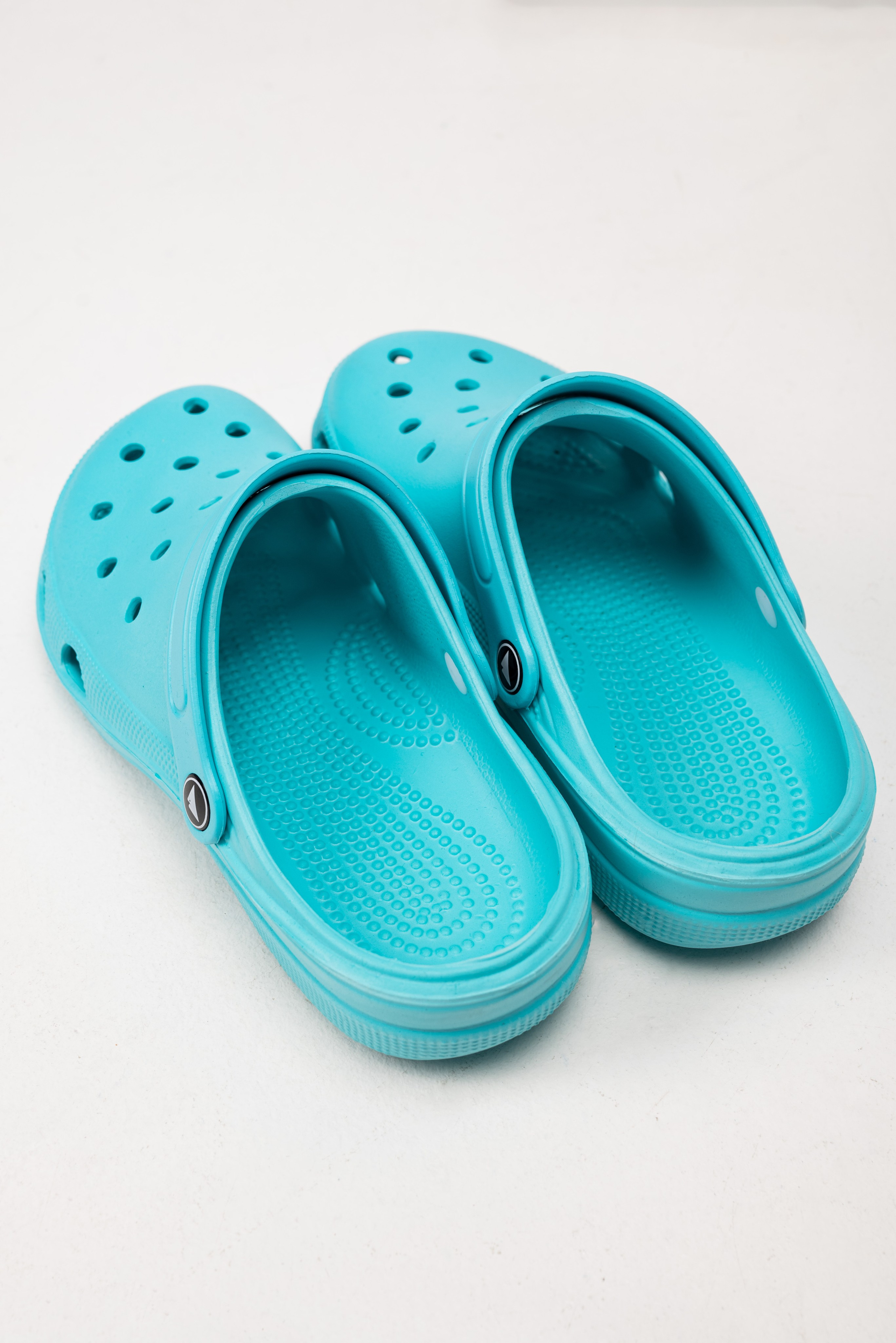 Кроксы. Предметный фотограф, фото для маркетплейсов Пятигорск, КМВ