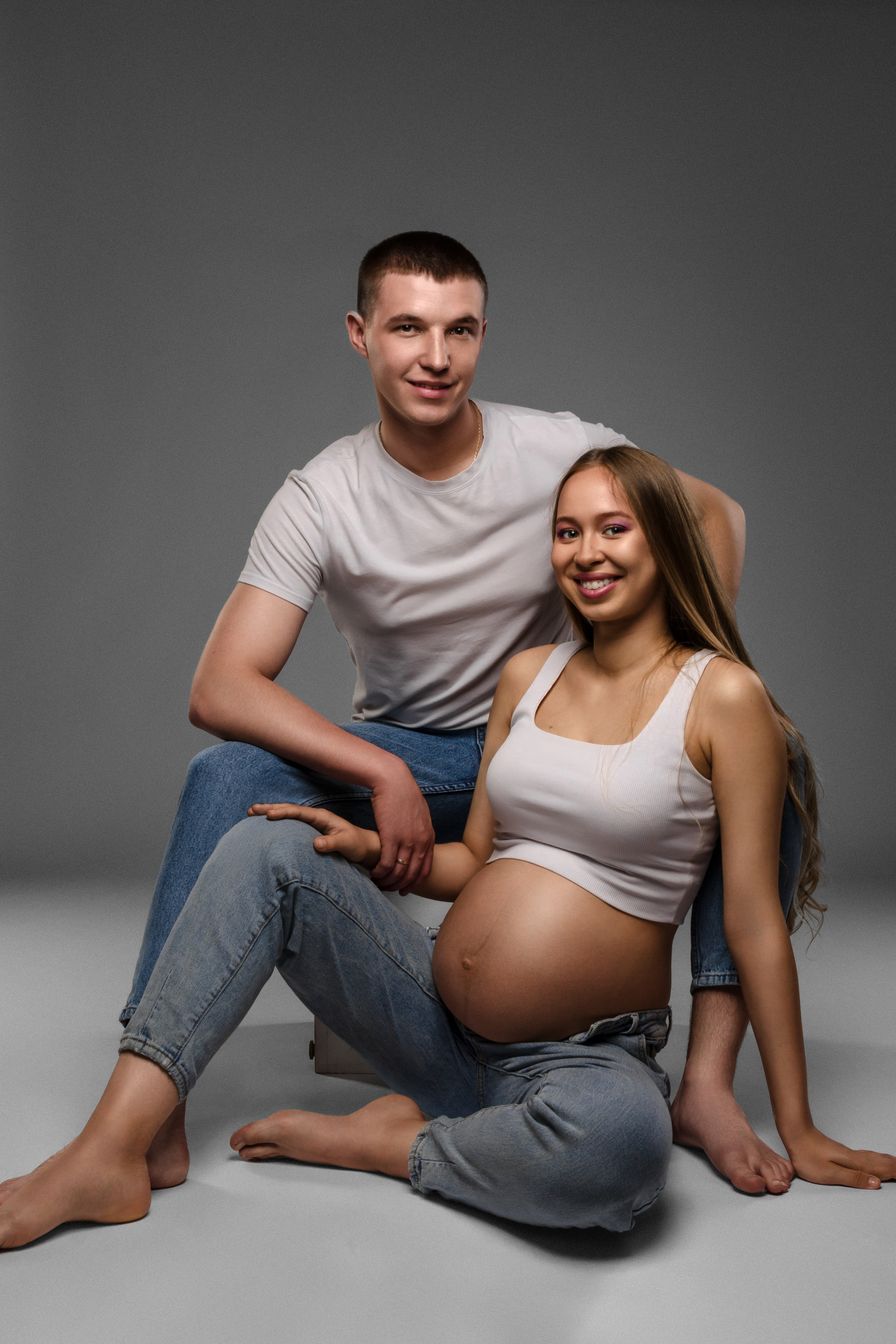 Беременность. Индивидуальные, семейные, студийные съемки в Серпухове и за пределами