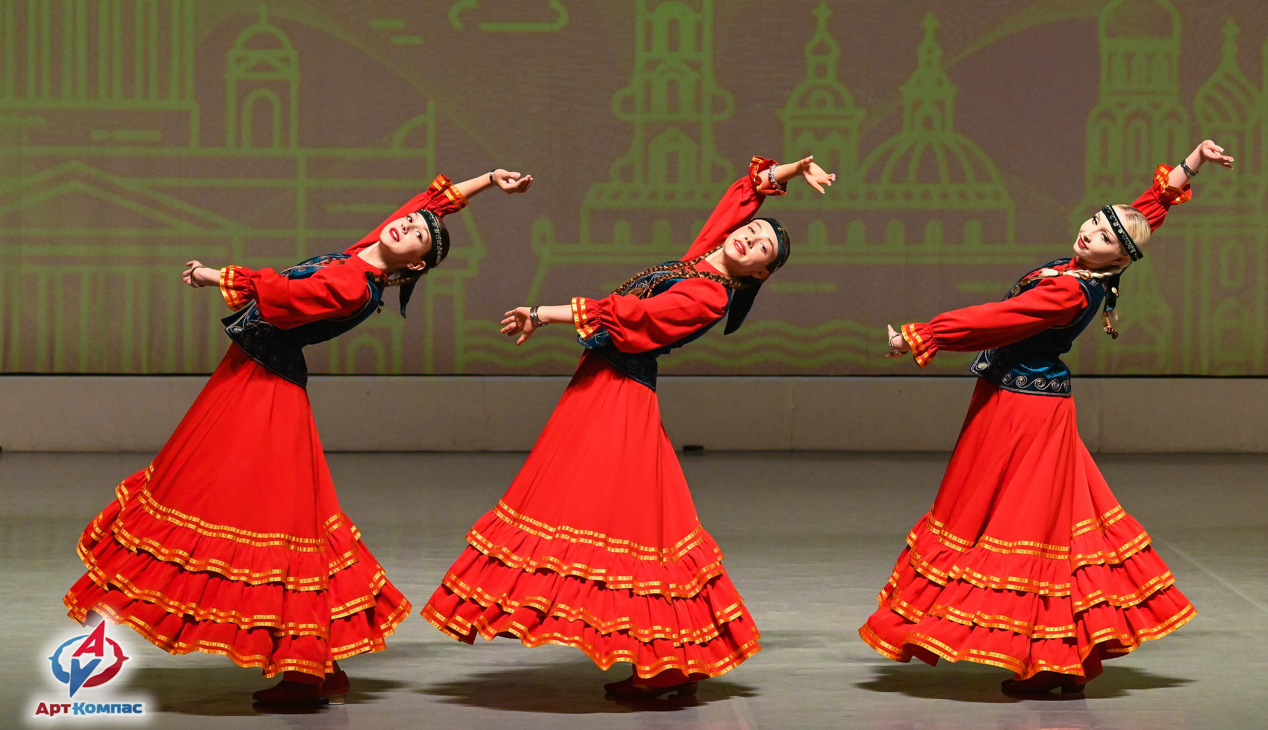 05.10.2025 Всероссийский фестиваль талантов «НЕВСКИЕ ВСТРЕЧИ» г. Санкт-Петербург. Медиастудия Фото Концепт