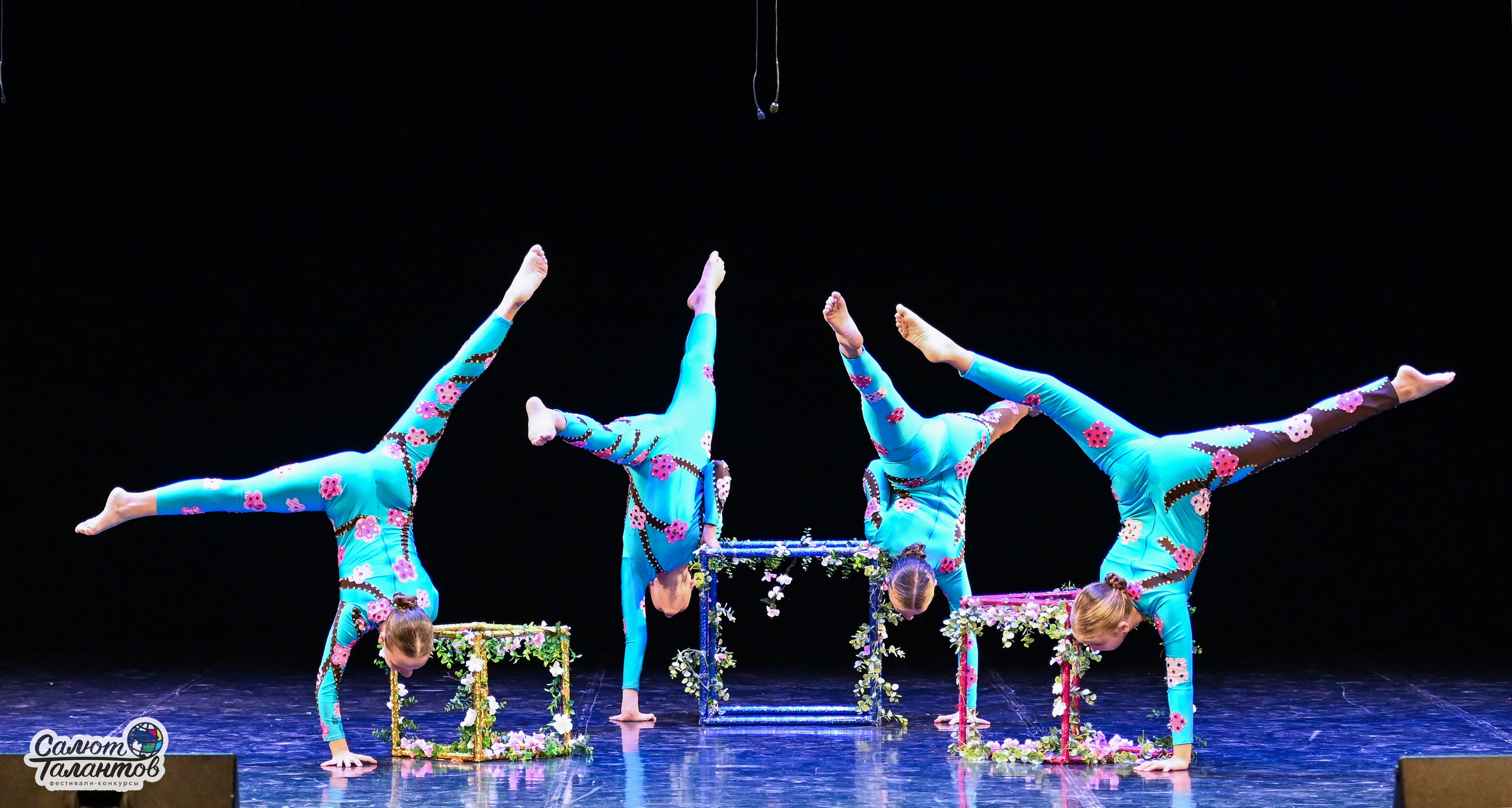 30.10.2024 6-й Международный Творческий Фестиваль-Конкурс «СЕРДЦЕ УРАЛА» г. Екб. Медиастудия Фото Концепт