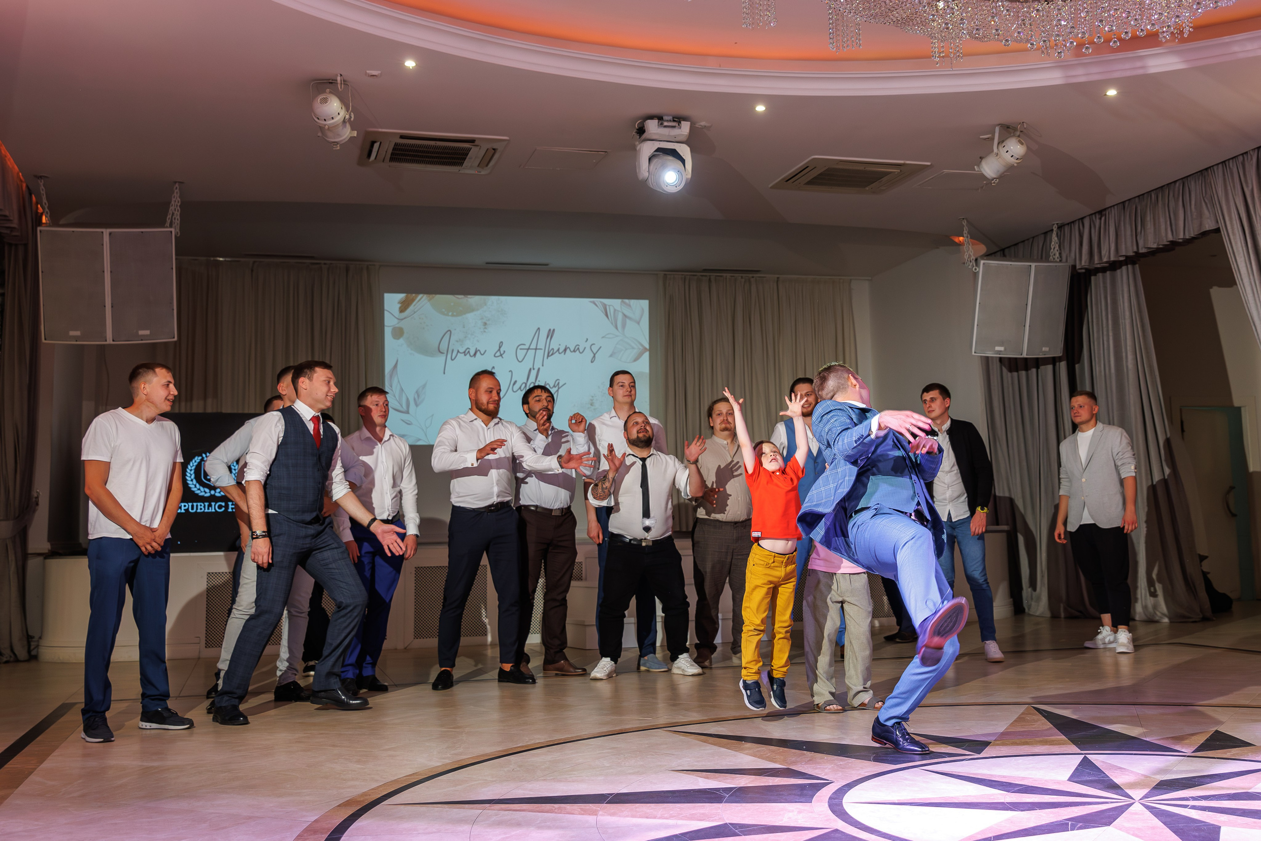 Свадьба в Москва сити и в ресторане Republic Hall. Свадебный фотограф Москва и МО Сергей Киржаев