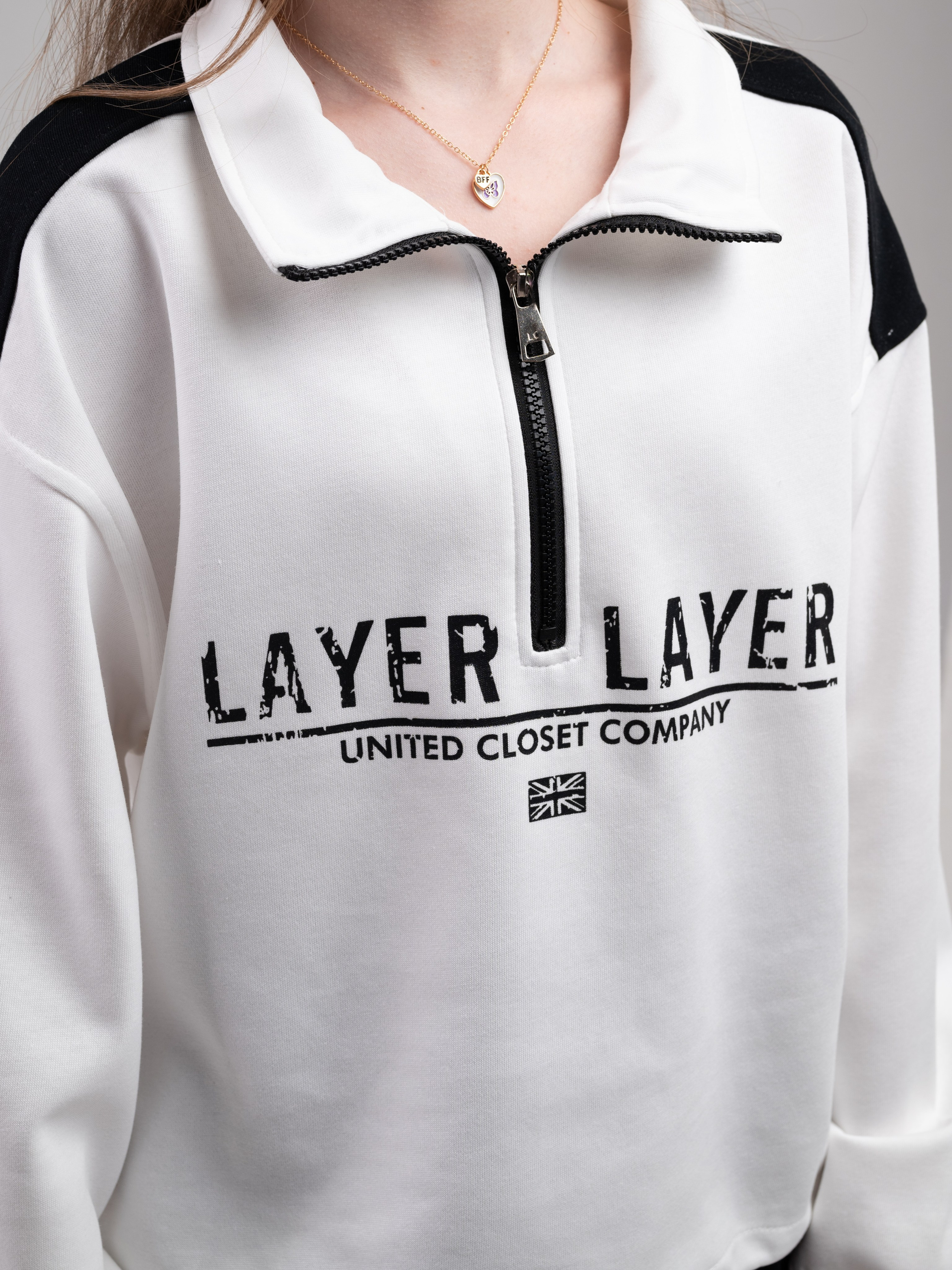 Костюмы для девочки. Предметный фотограф, фото для маркетплейсов Пятигорск, КМВ