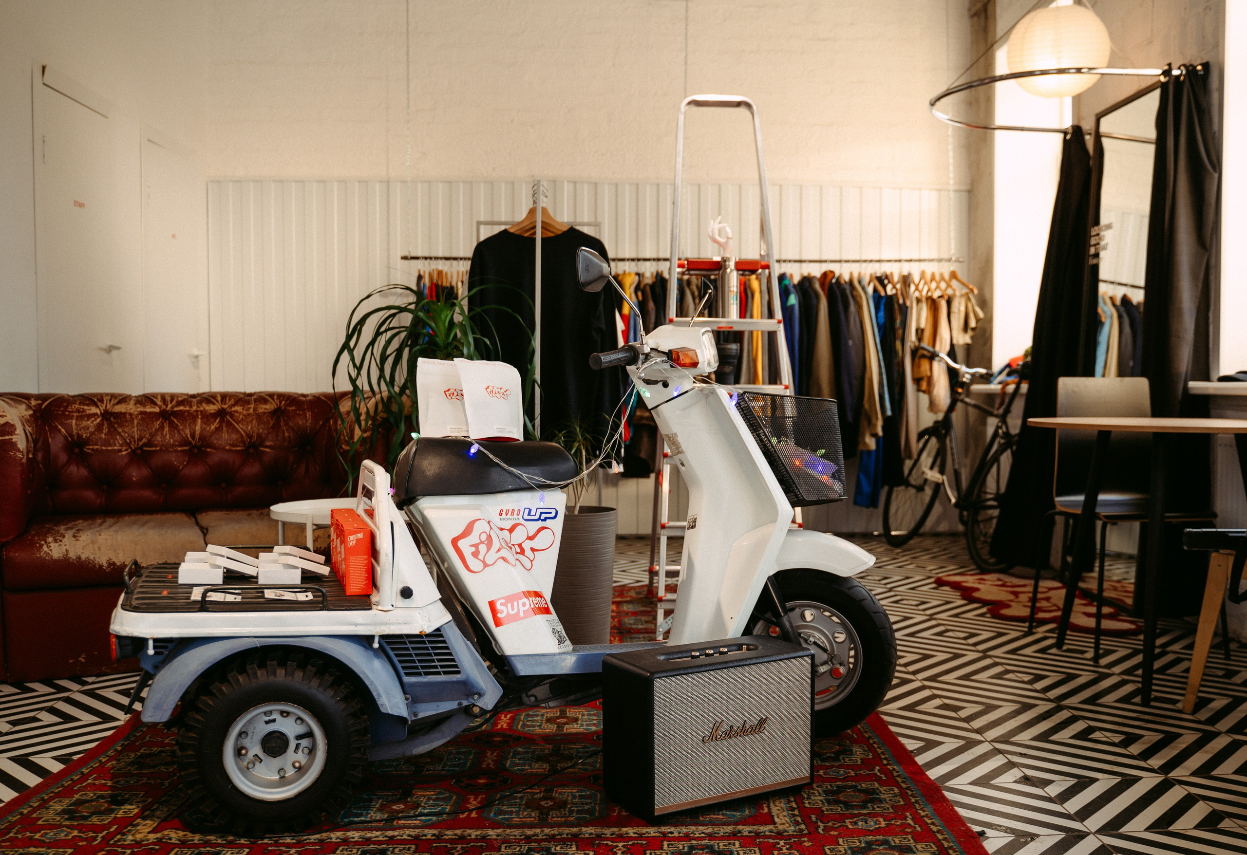 Фильтр / интерьер кофейни в Казани. Саша Копылов, фотограф в Казани