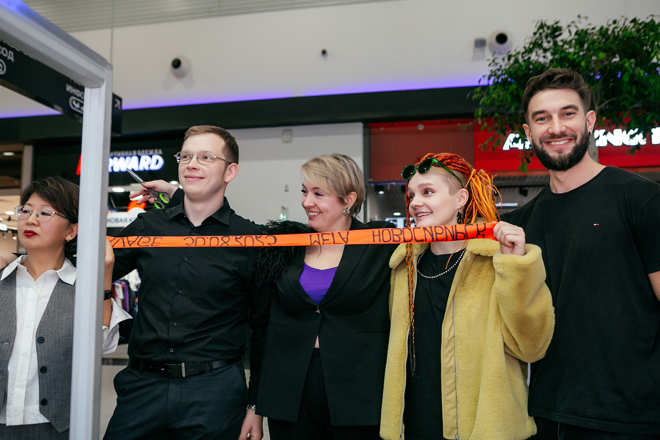 Открытие магазина SAVAGE. Контент фотограф, съемка для маркетплейсов, фуд съемка и репортажи в Новосибирске Ралия Галеева