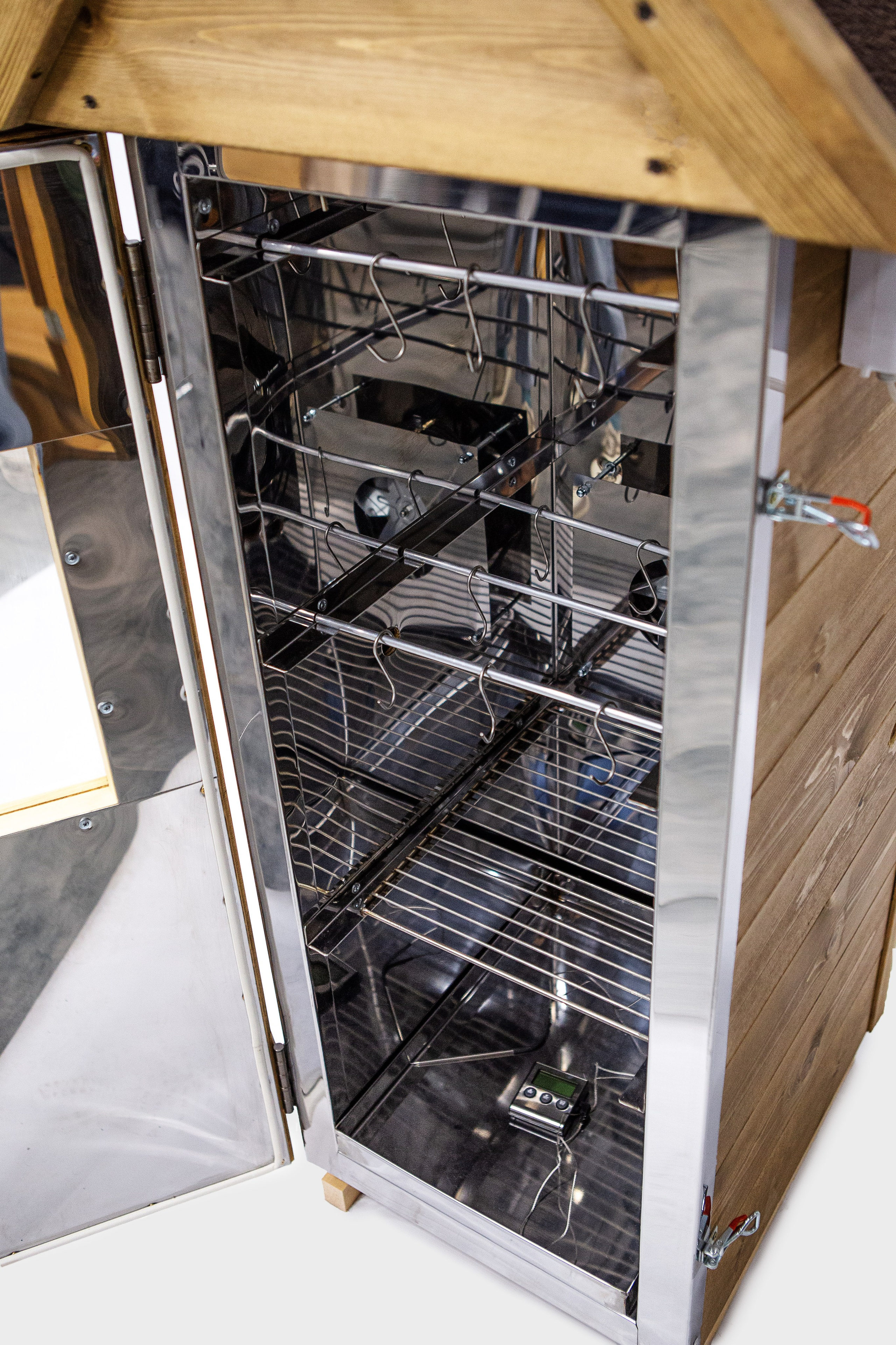 Коптильни. Контент фотограф, съемка для маркетплейсов, фуд съемка и репортажи в Новосибирске Ралия Галеева