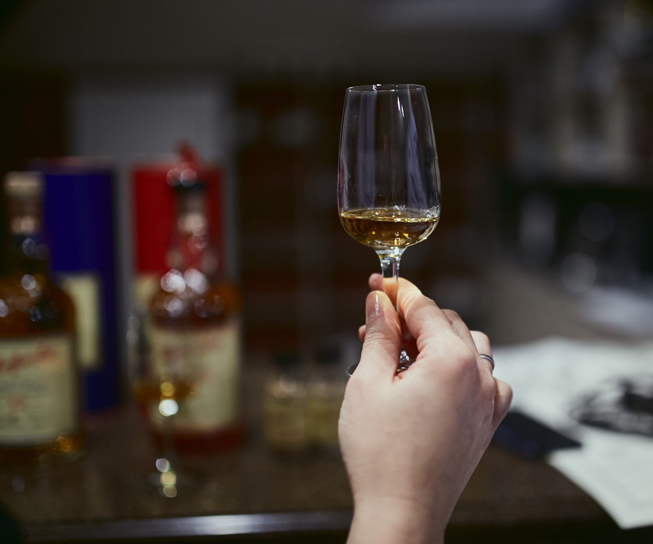 Дегустация виски Glenfarclas. Семейный и репортажной фотограф в Красноярске и Москве Виктор Бабинцев