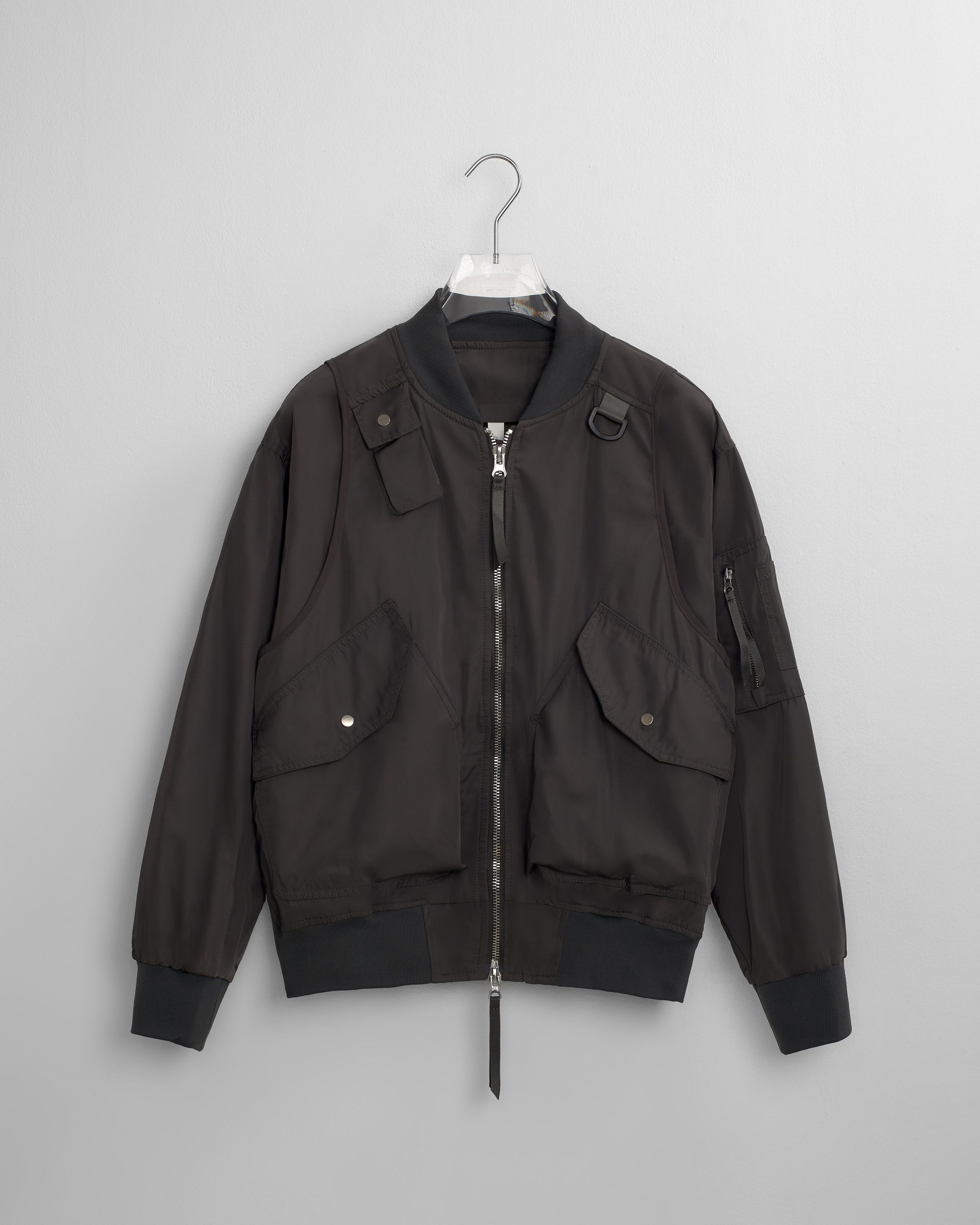 Одежда. Предметная фотосъемка в Алматы. Предметный фотограф для маркетплейстов Артур Ахмадиев